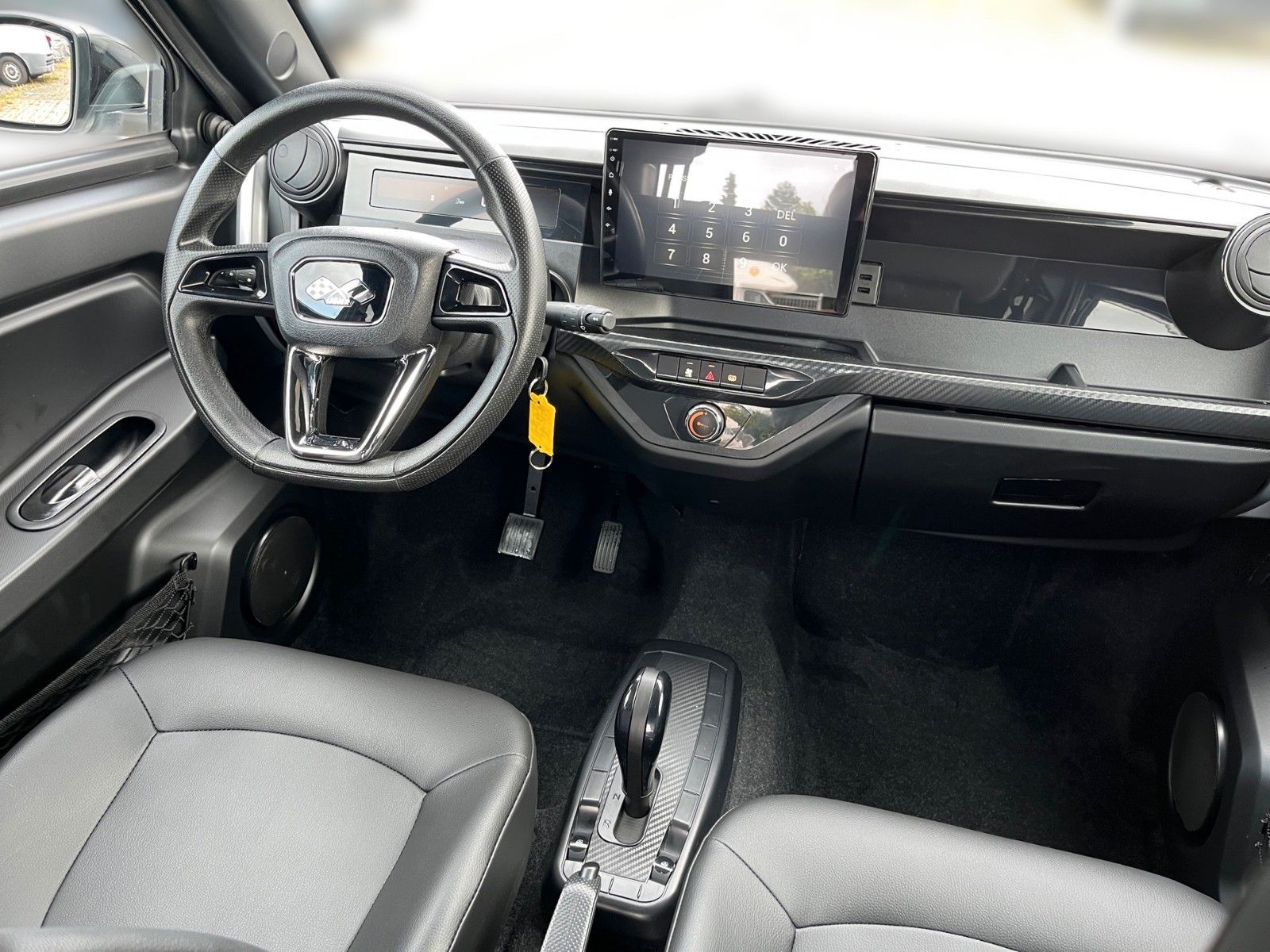 Fahrzeugabbildung Ligier Myli I.deal