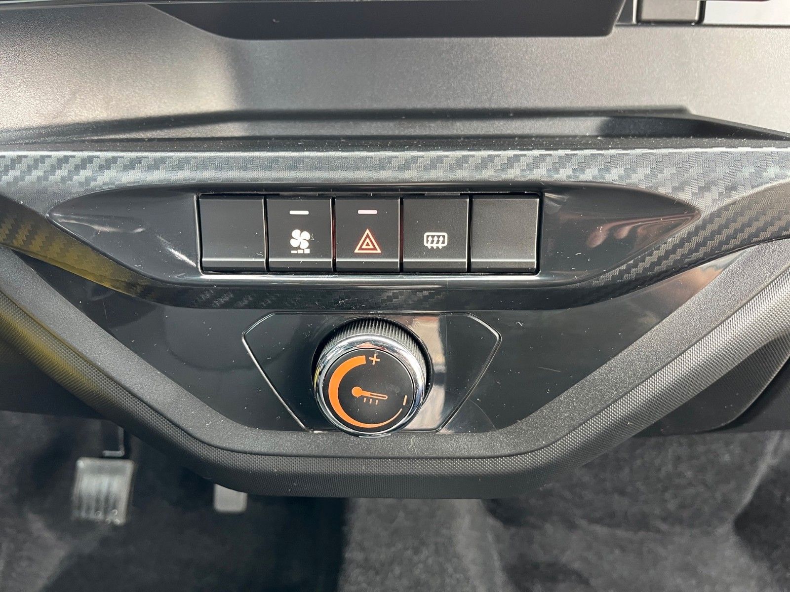 Fahrzeugabbildung Ligier Myli I.deal