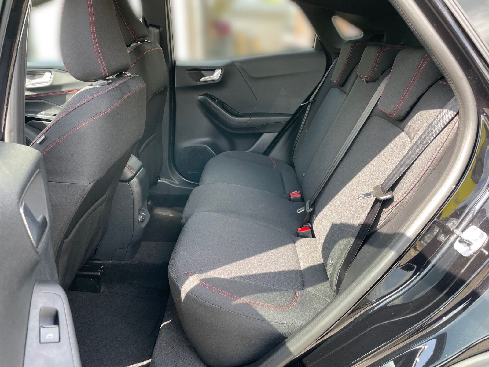 Fahrzeugabbildung Ford Puma 1.0 EcoBoost ST-Line+LED+Kamera+Navi+...