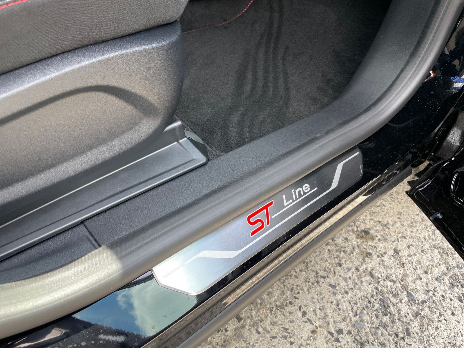 Fahrzeugabbildung Ford Puma 1.0 EcoBoost ST-Line+LED+Kamera+Navi+...