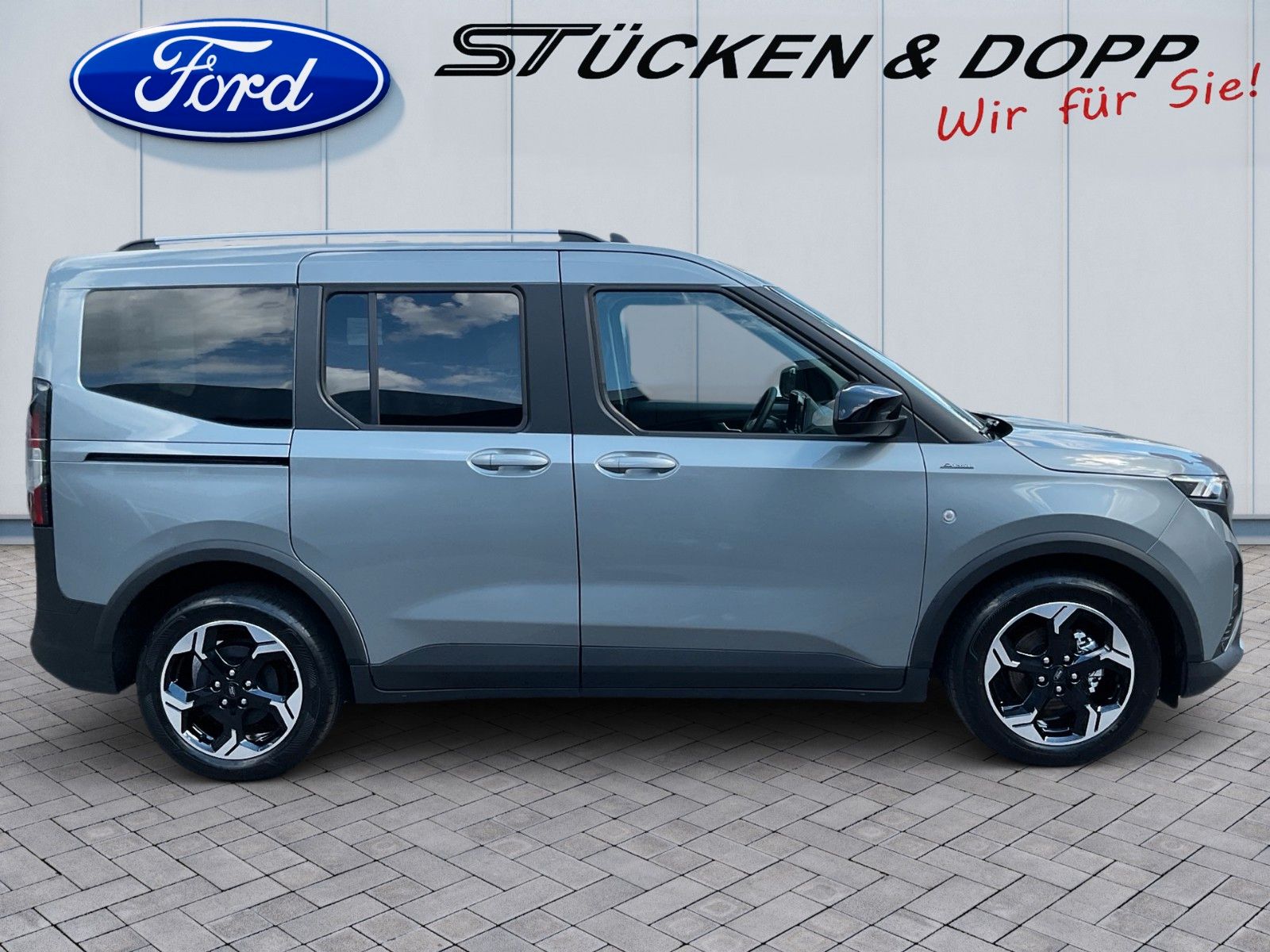 Fahrzeugabbildung Ford Tourneo Courier Active Aut. *0%-Finanzierung*+..