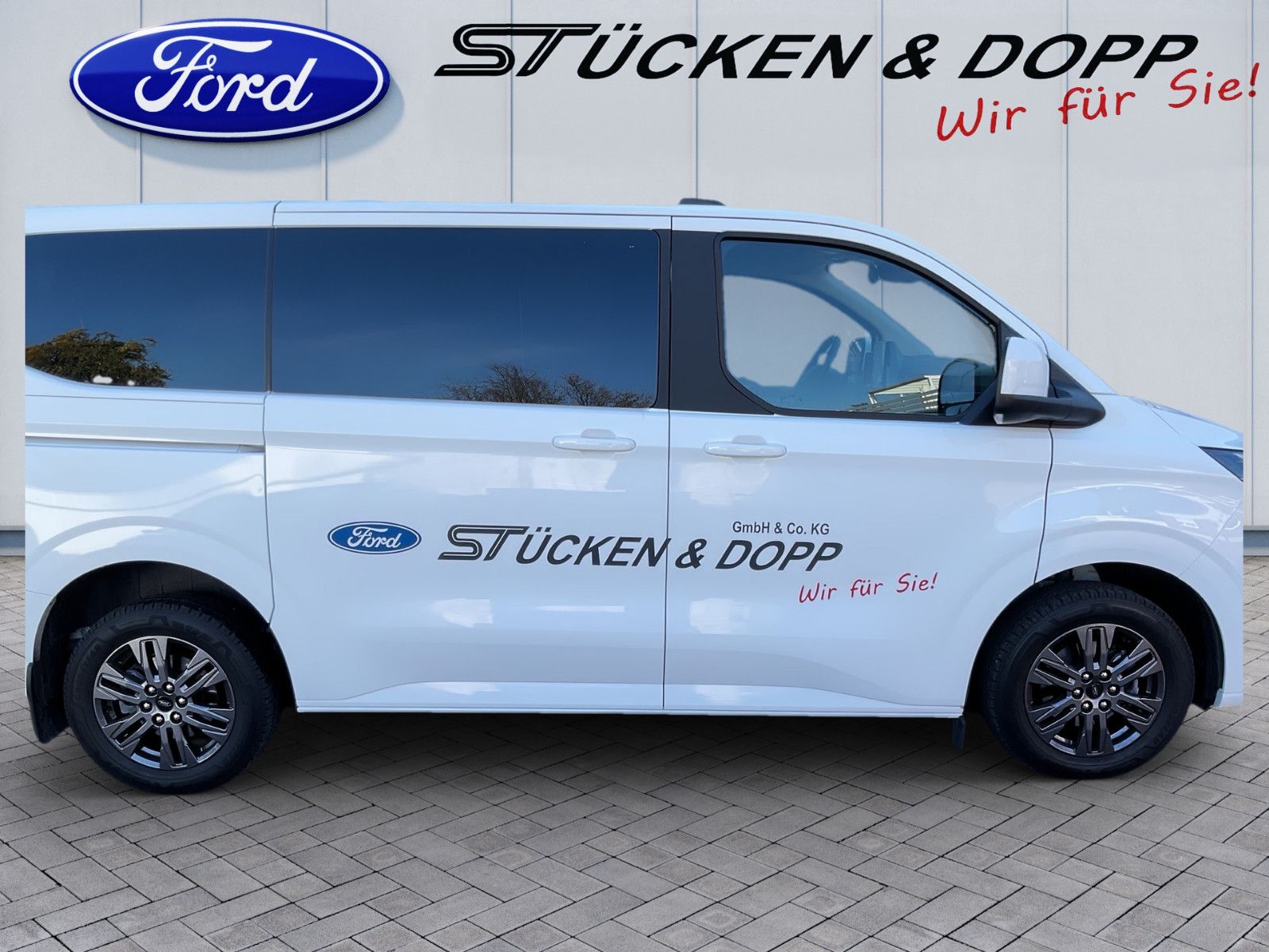 Fahrzeugabbildung Ford Tourneo Custom 2.0 EB Titanium*NEUES MODELL*+ACC