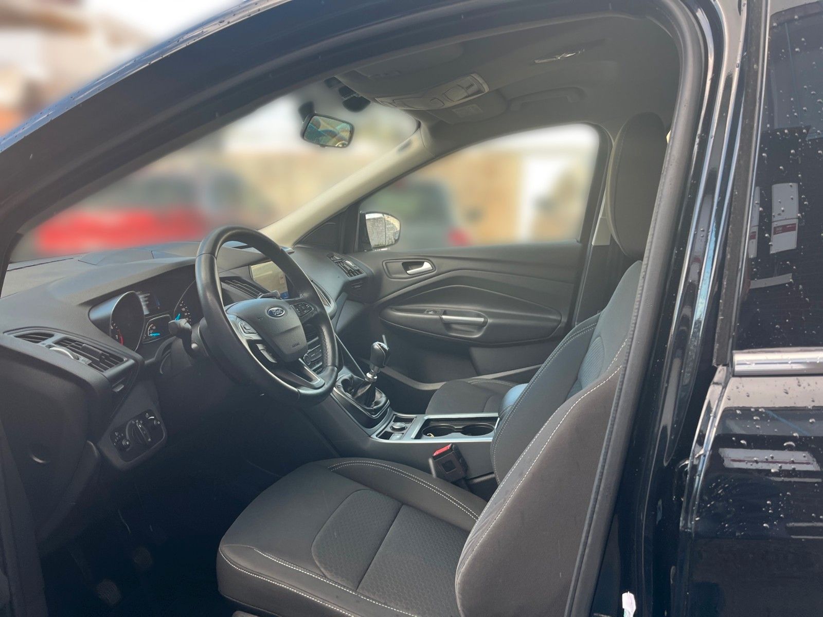 Fahrzeugabbildung Ford Kuga 1.5 EcoBoost Cool&Connect+Navi+Park-Assist.