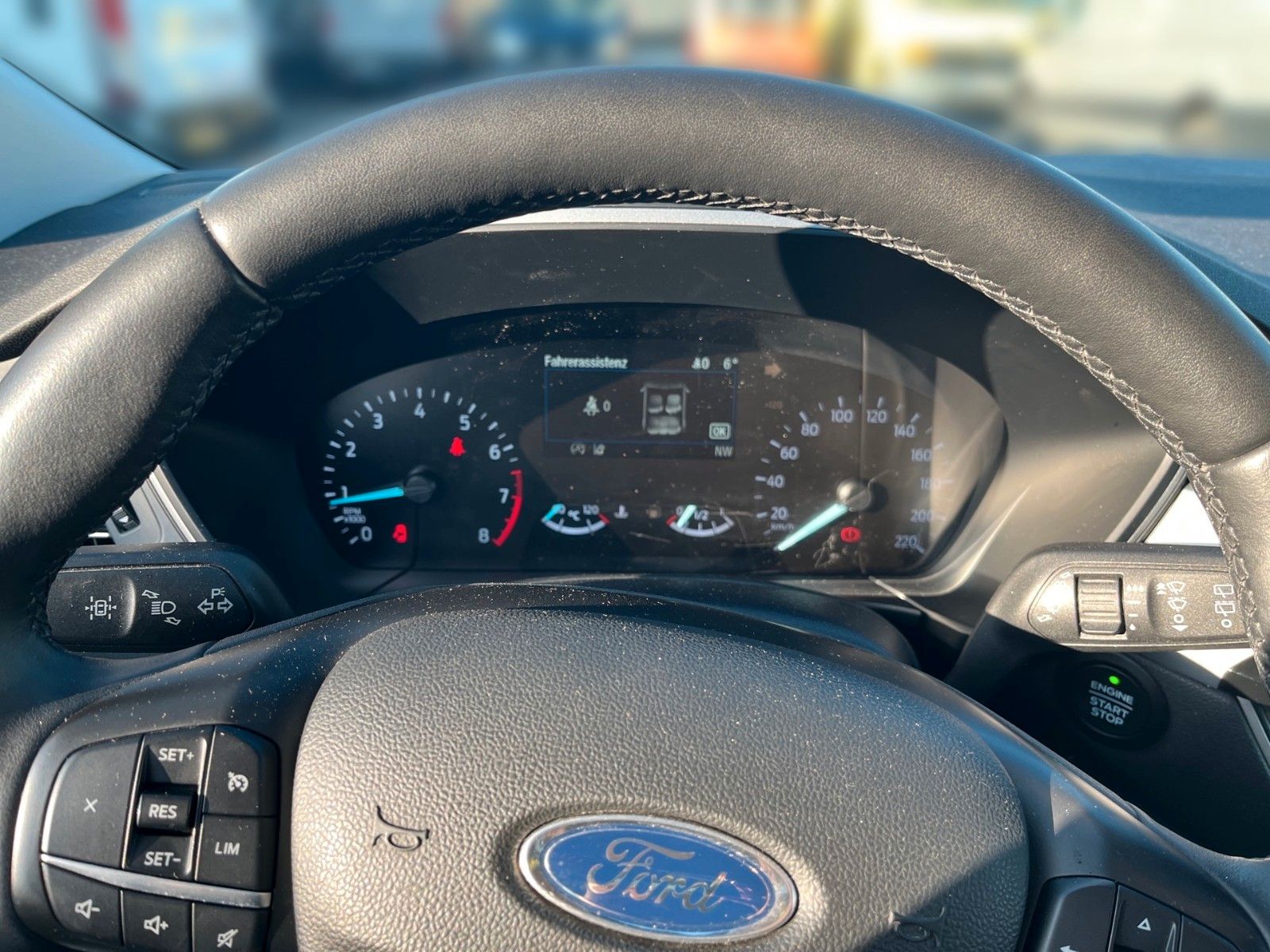 Fahrzeugabbildung Ford Kuga 1.5 EcoBoost Cool & Connect+Navi+DAB+...