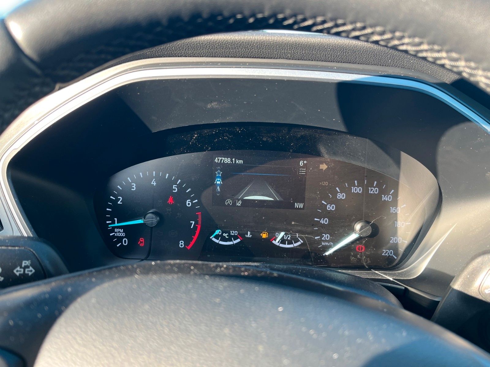 Fahrzeugabbildung Ford Kuga 1.5 EcoBoost Cool & Connect+Navi+DAB+...