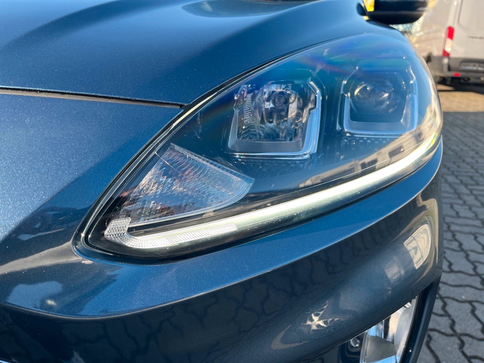 Fahrzeugabbildung Ford Kuga 1.5 EcoBoost Cool & Connect+Navi+DAB+...