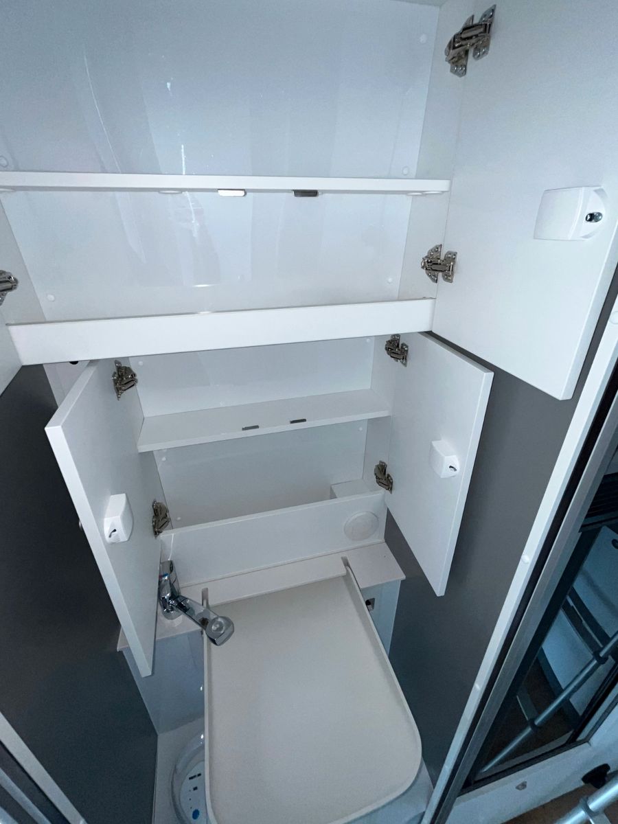 Fahrzeugabbildung Ford MATIST Family XL