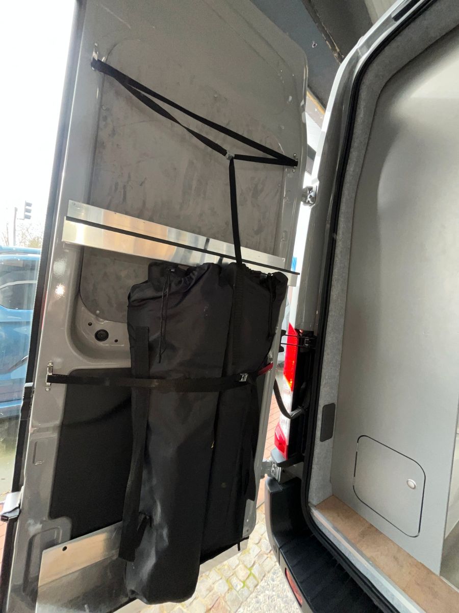 Fahrzeugabbildung Ford MATIST Family XL