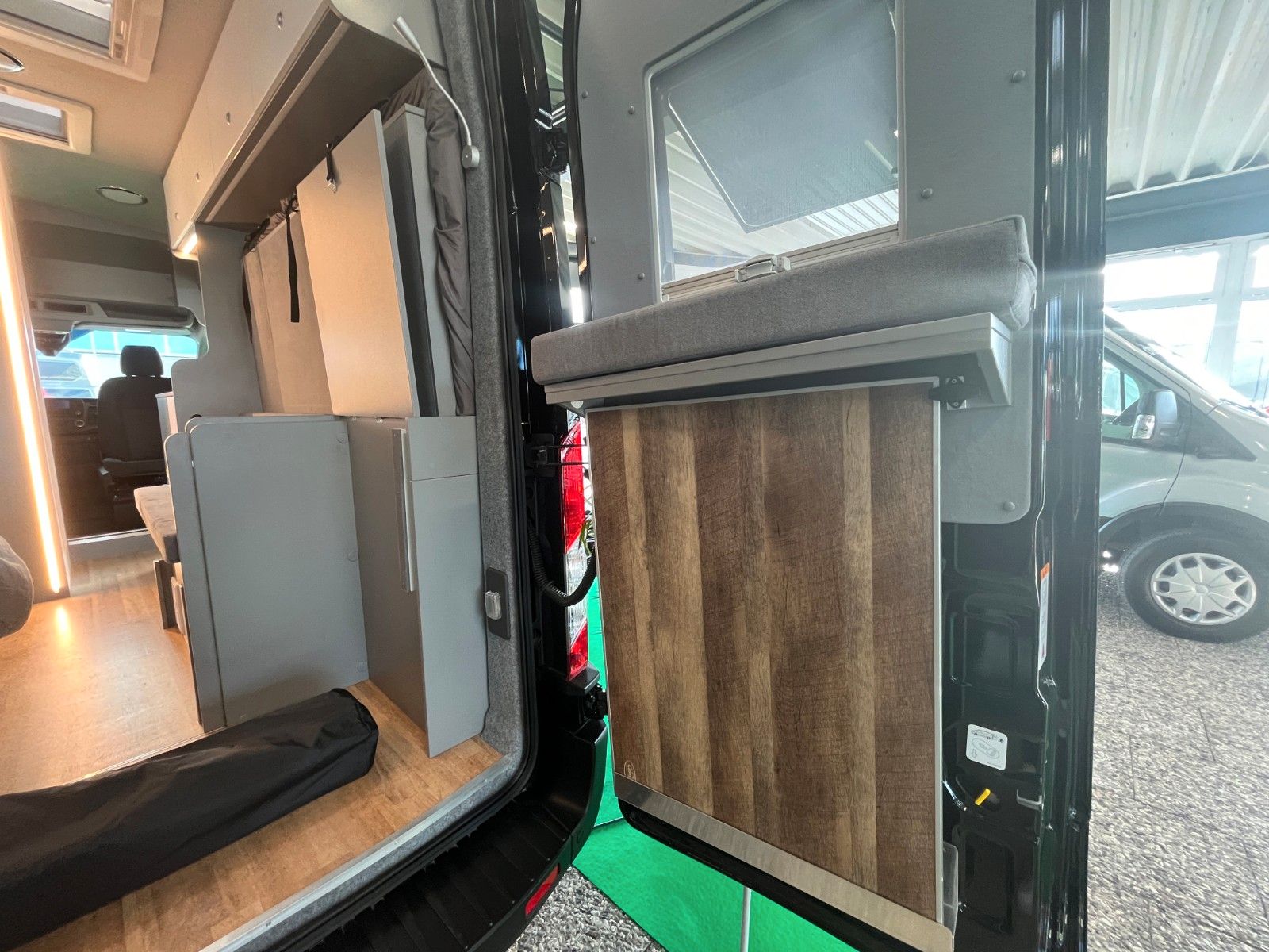 Fahrzeugabbildung Ford MATIST XL