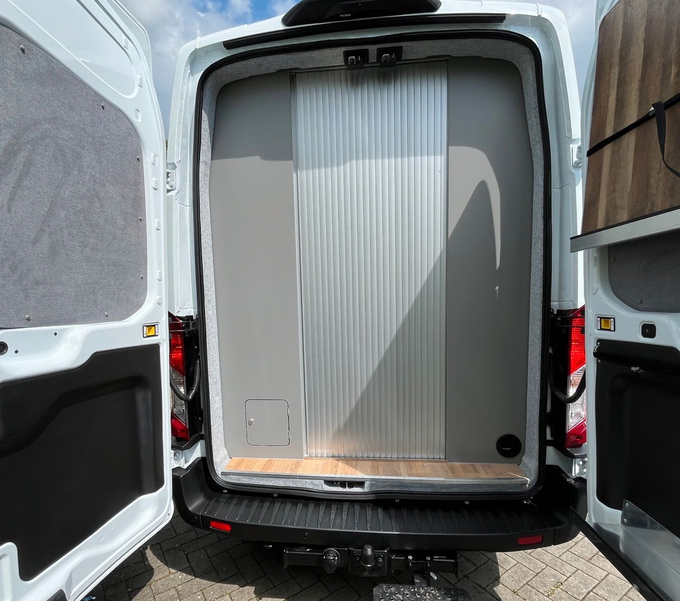 Fahrzeugabbildung Ford MATIST Family XL