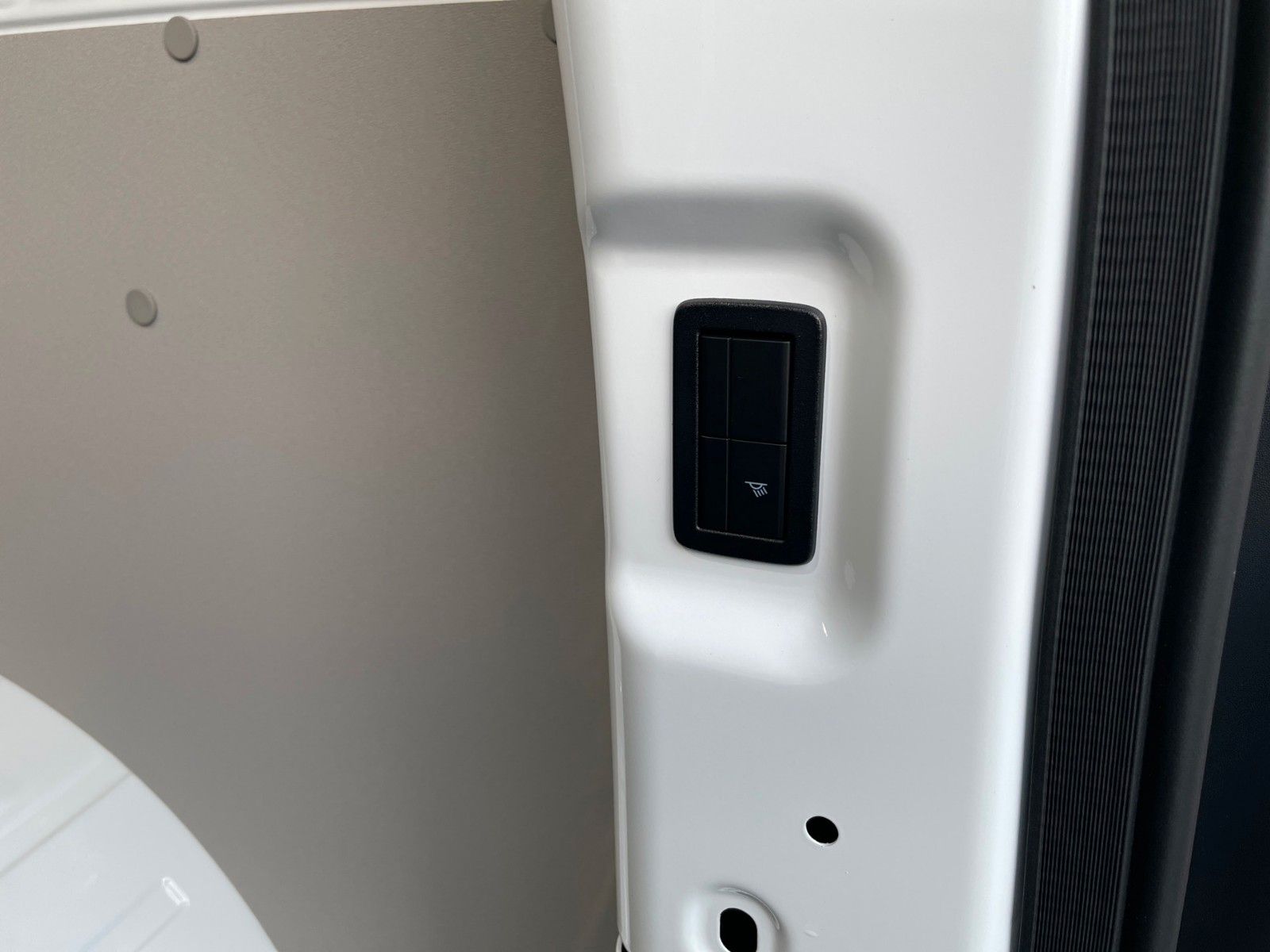 Fahrzeugabbildung Ford Transit Custom Trend L1 PHEV 0% Finanzierung