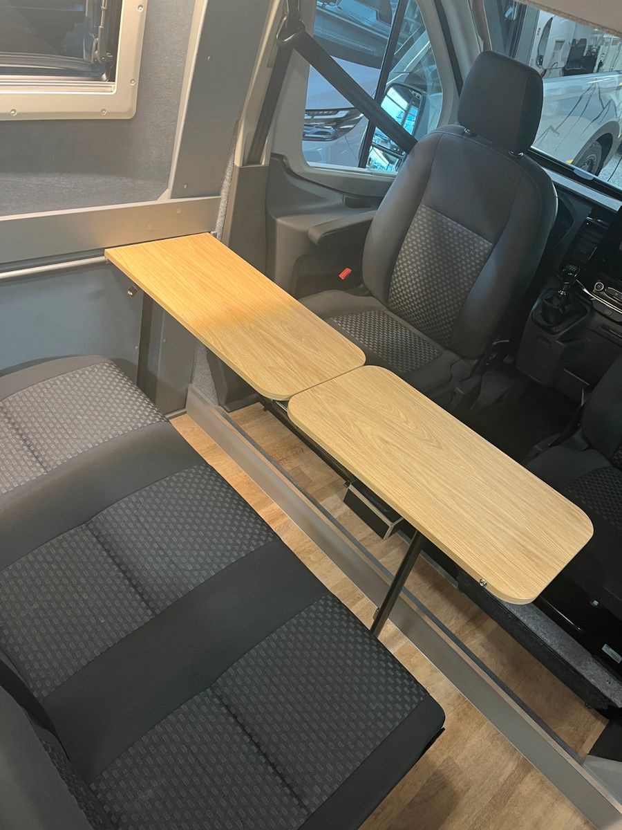 Fahrzeugabbildung Ford MATIST Family L