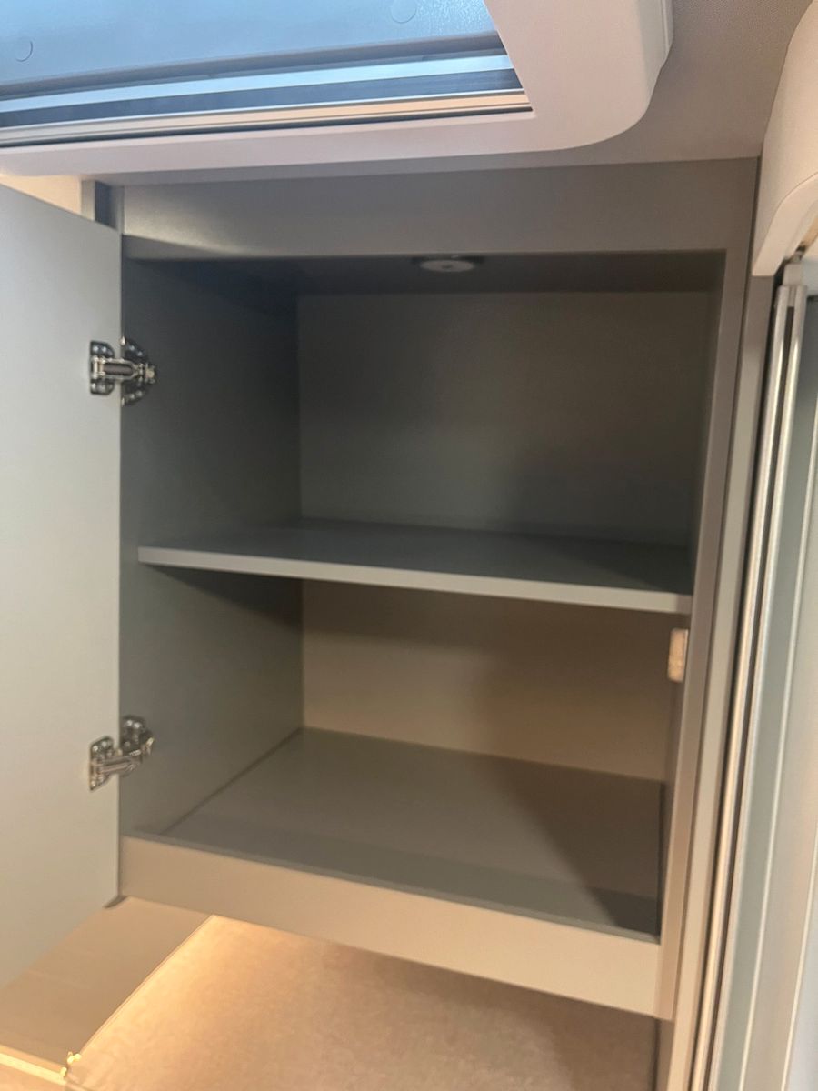 Fahrzeugabbildung Ford MATIST L