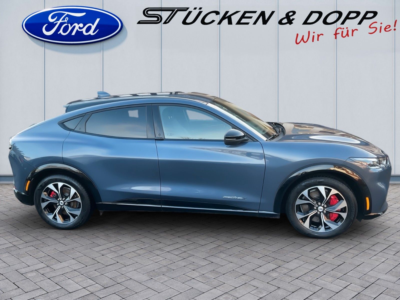 Fahrzeugabbildung Ford Mustang MACH-E AWD+Matrix-LED+B&O+ACC+...