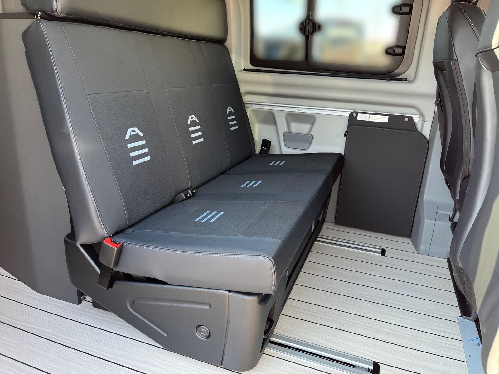 Fahrzeugabbildung Ford Nugget Active AD V710 0,99% Finanzierung!!!