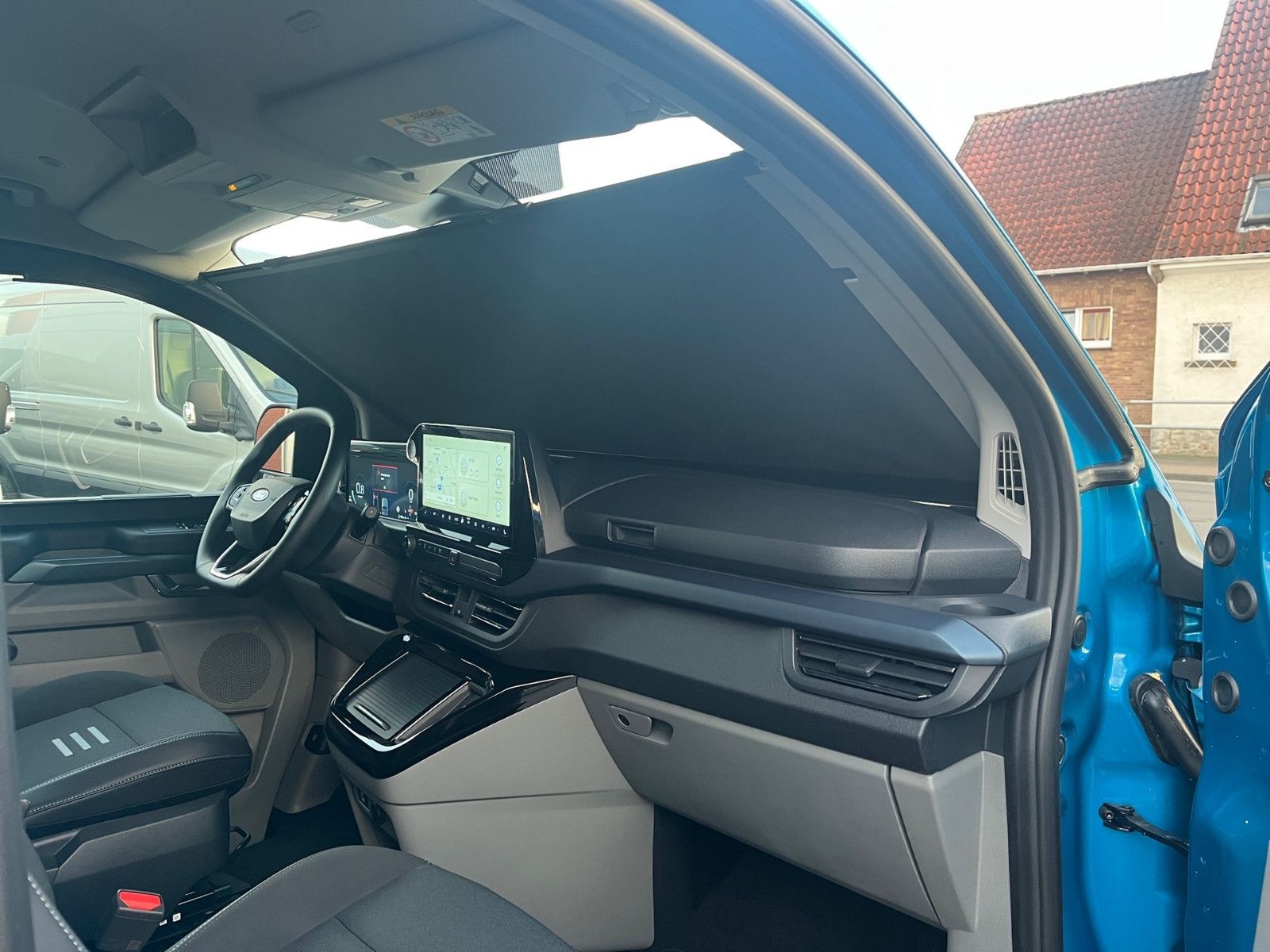 Fahrzeugabbildung Ford Nugget Active AD V710 0,99 % Finanzierung!!!