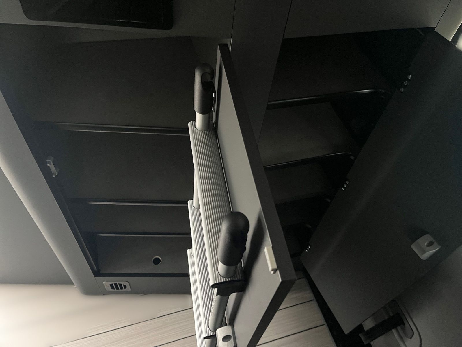 Fahrzeugabbildung Ford Nugget Plus Active 0,99% Finanzierung!!!