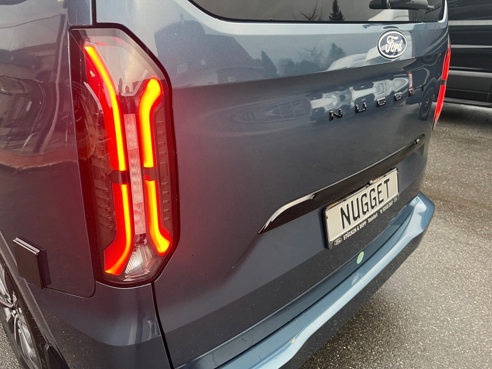 Fahrzeugabbildung Ford Nugget Plus Titanium 0,99% Finanzierung!!!