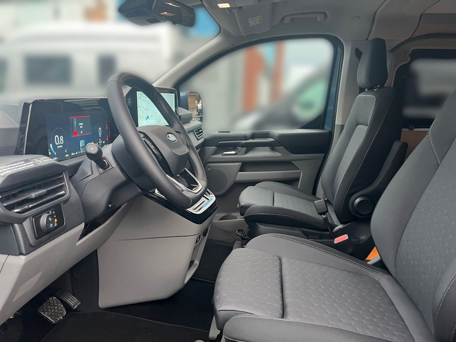 Fahrzeugabbildung Ford Nugget Plus Titanium 0,99% Finanzierung!!!