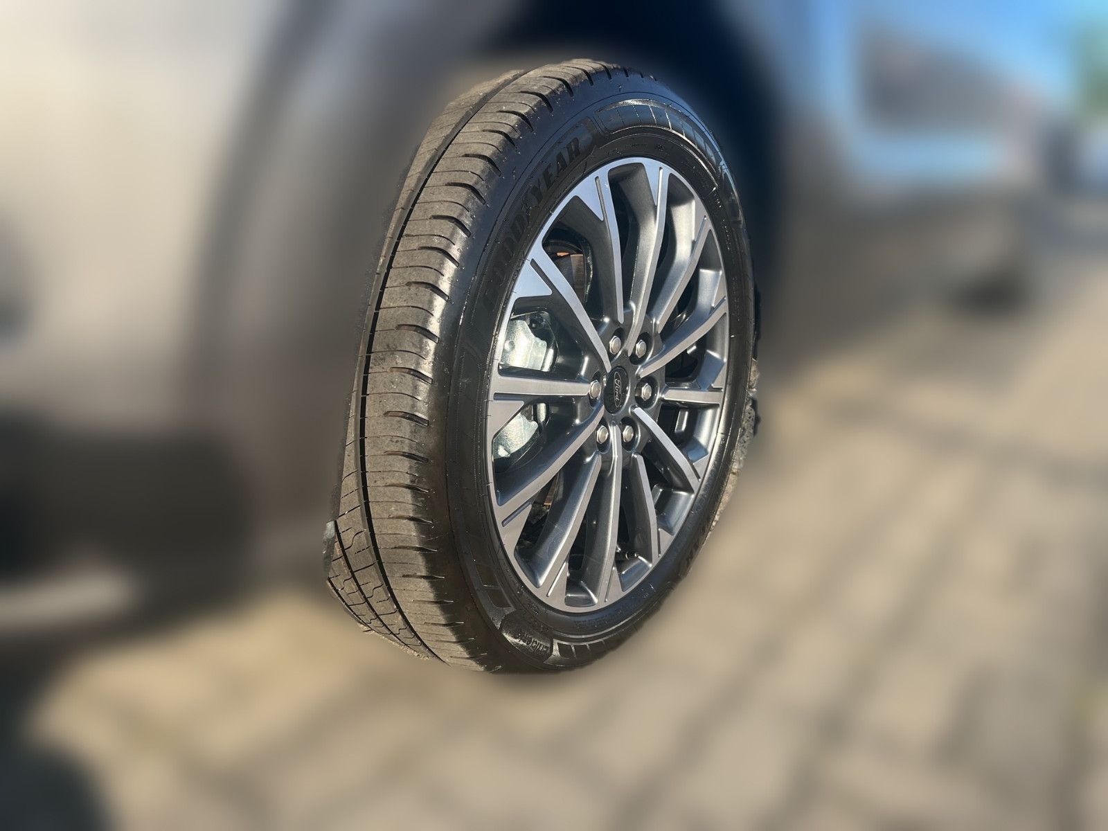 Fahrzeugabbildung Ford Nugget Plus Titanium V710 0,99% Finanzierung!!!