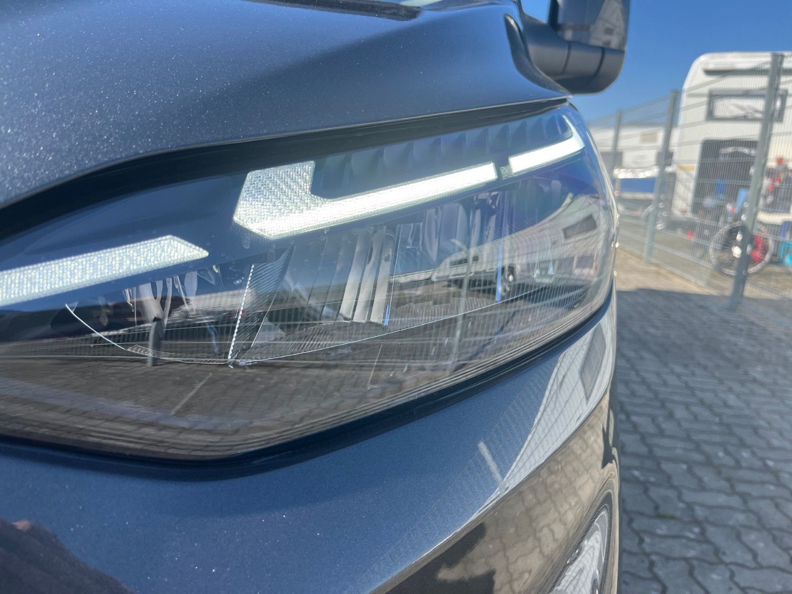 Fahrzeugabbildung Ford Nugget Titanium 0,99% Finanzierung