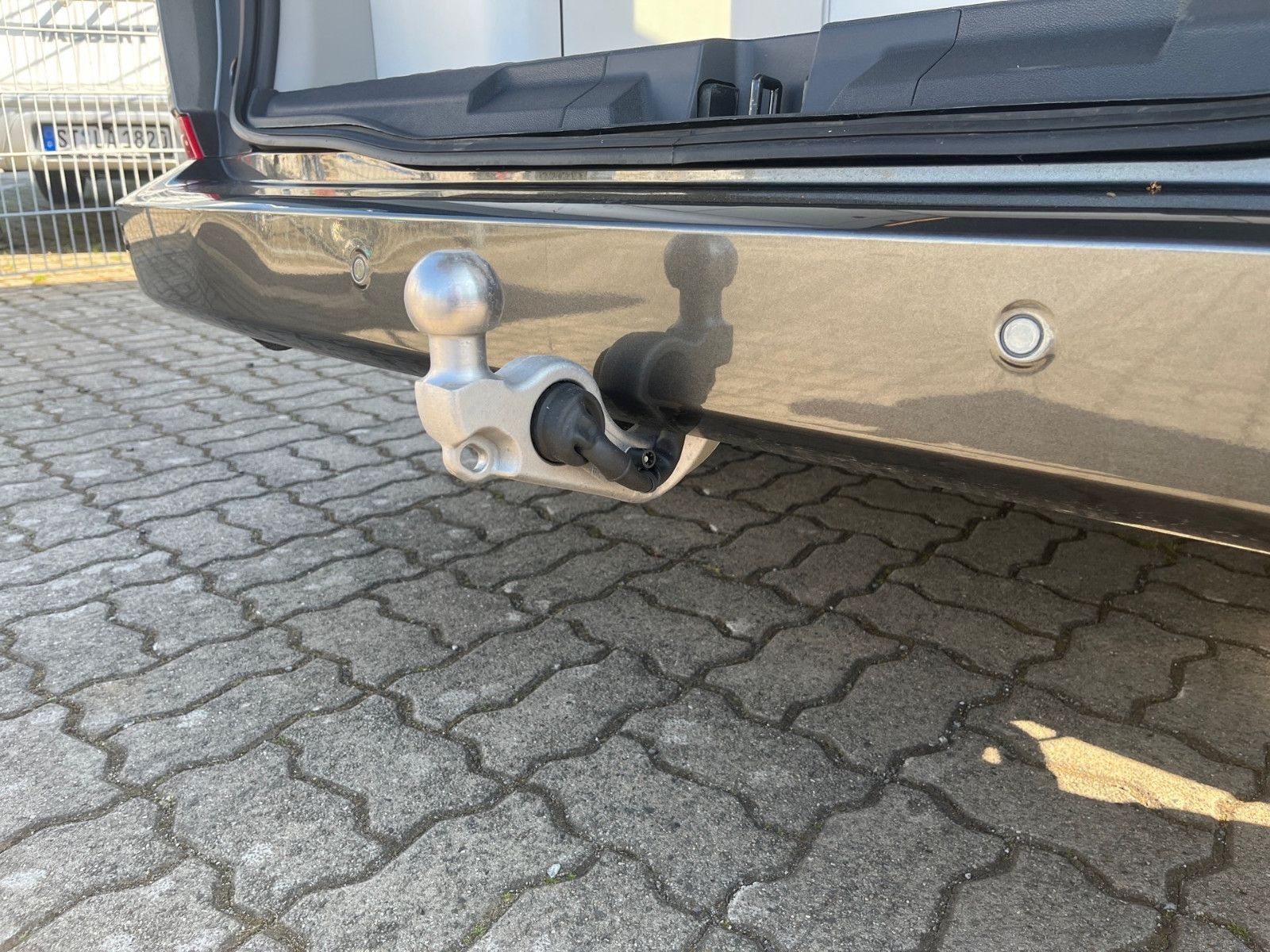 Fahrzeugabbildung Ford Nugget Titanium 0,99% Finanzierung