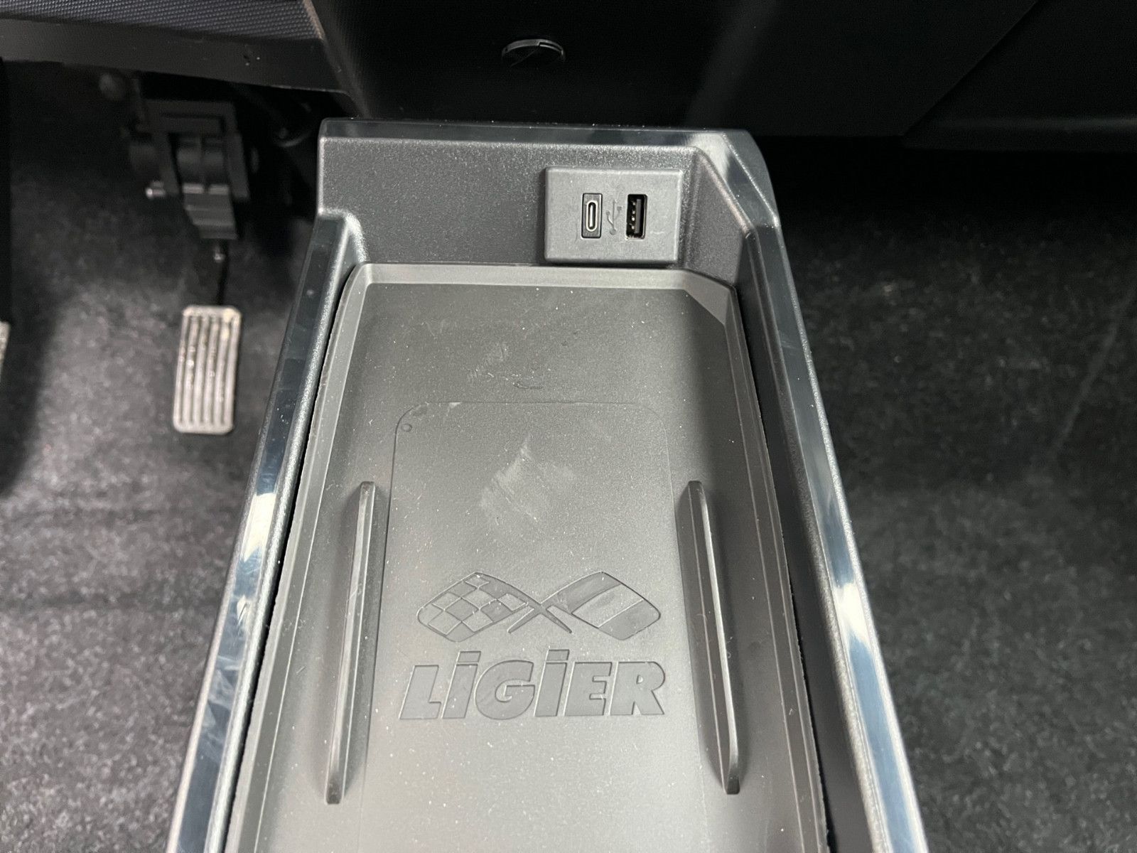 Fahrzeugabbildung Ligier JS 50 Elite