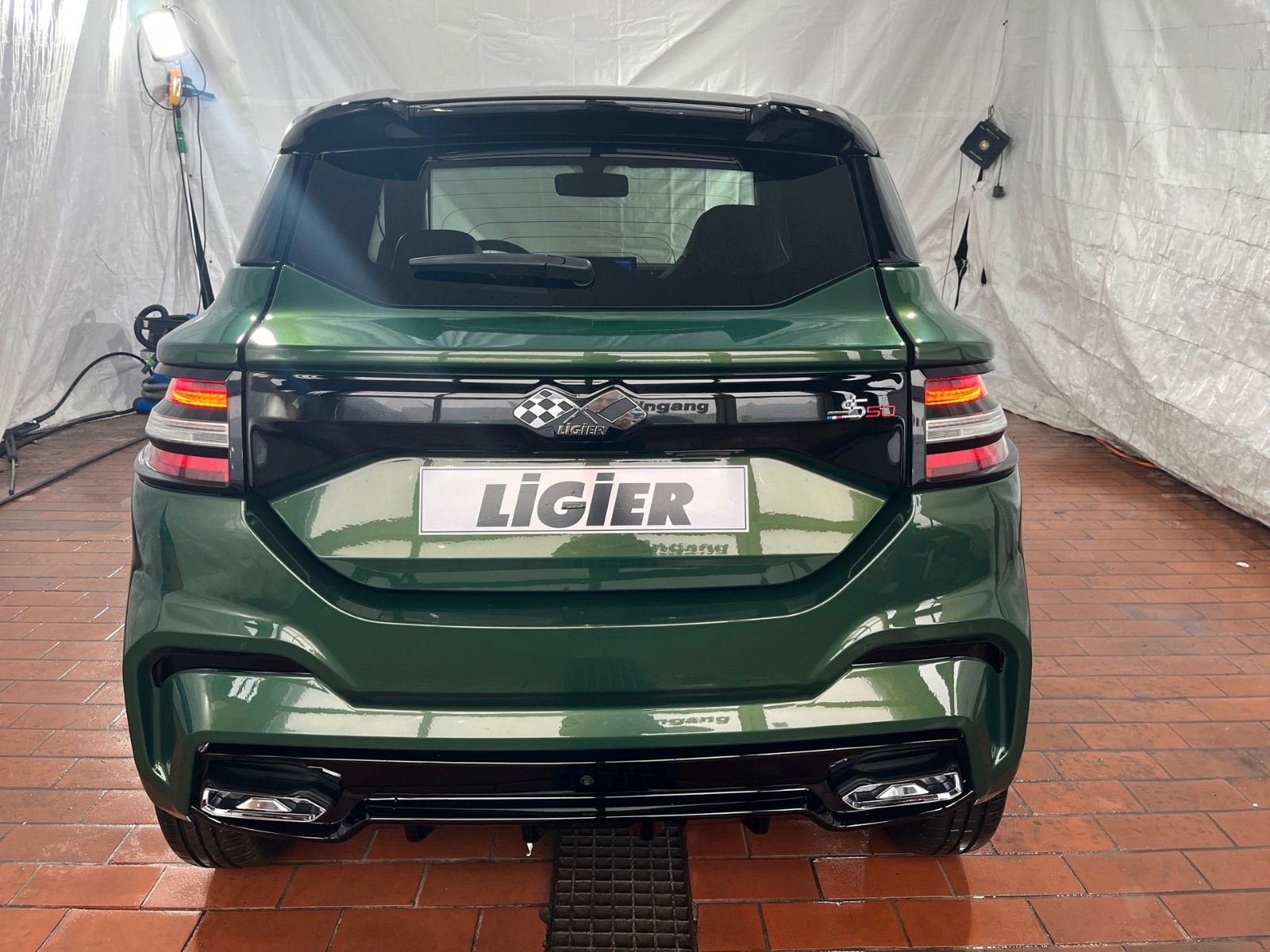 Fahrzeugabbildung Ligier JS 50 Ultimate