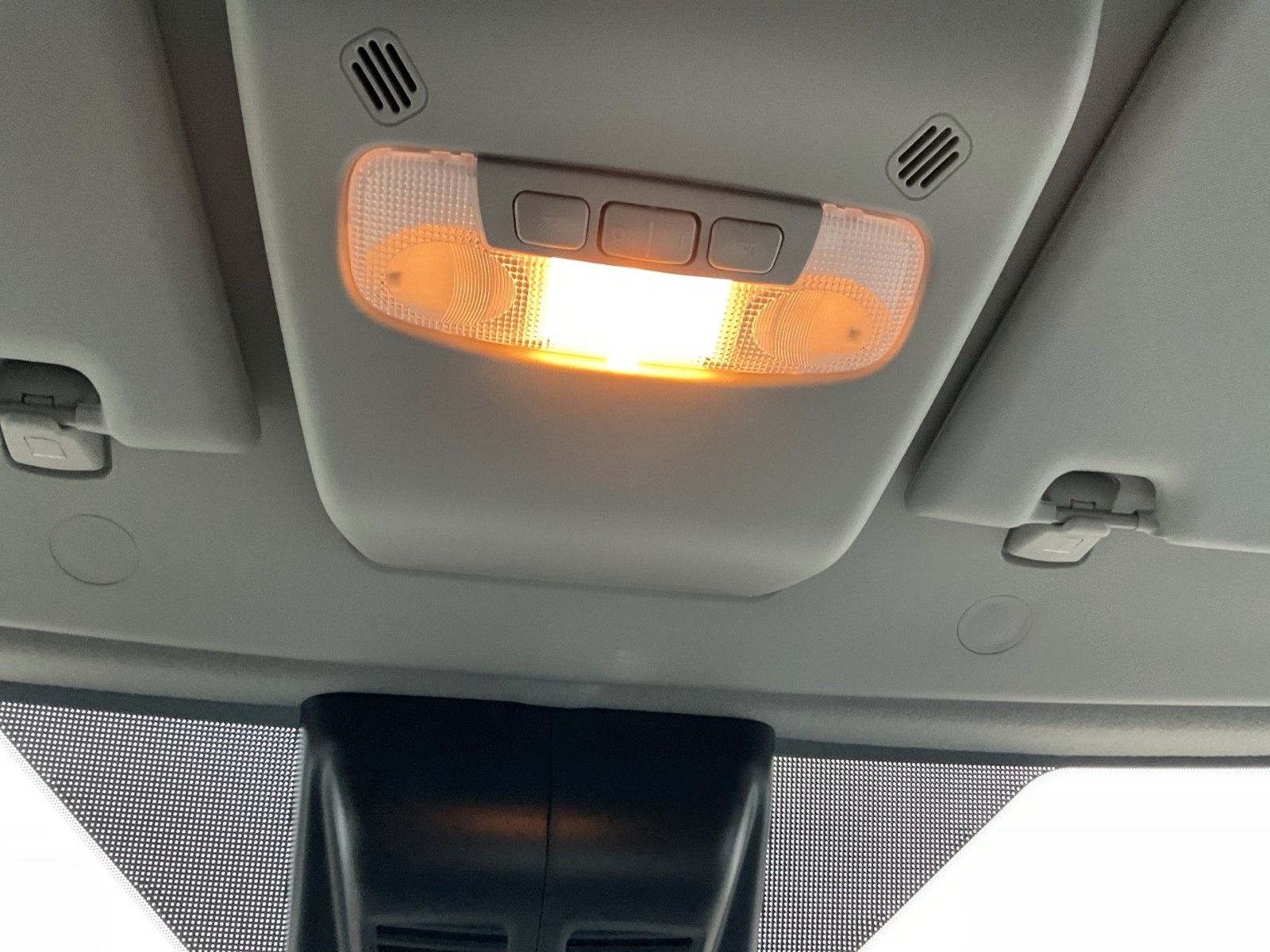 Fahrzeugabbildung Ford Transit Trend L3H3 Beifahrer Einzelsitz