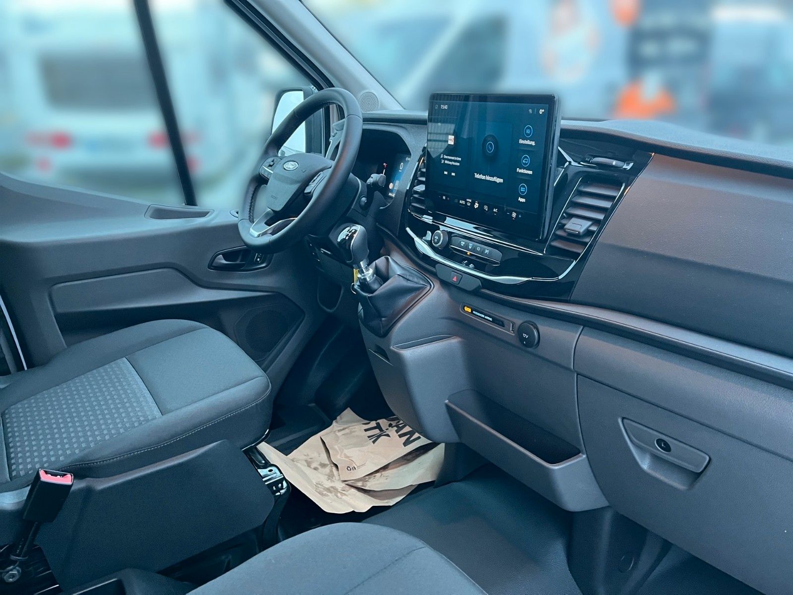 Fahrzeugabbildung Ford Transit Trend L2H3 Beifahrer Einzelsitz