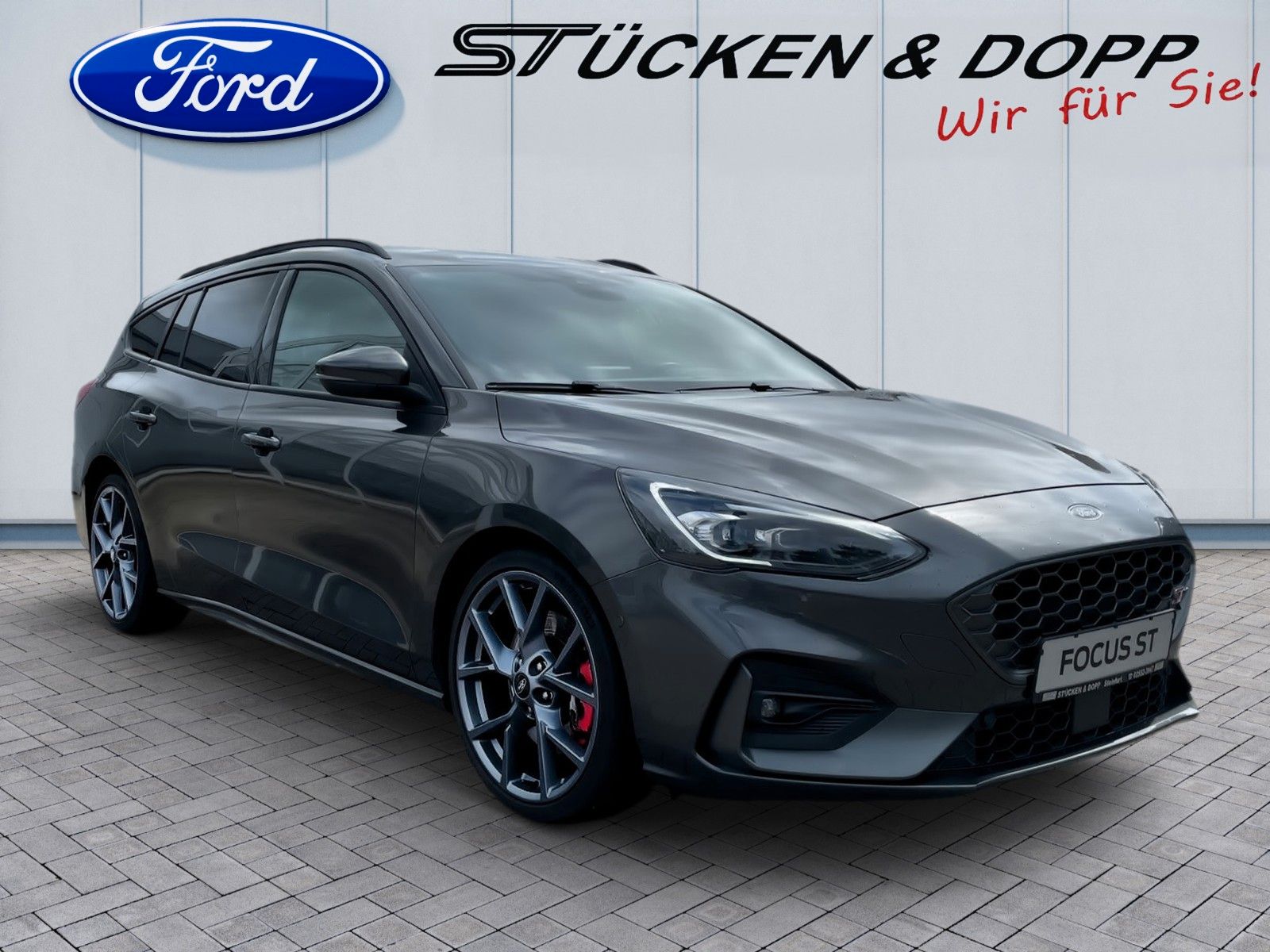 Fahrzeugabbildung Ford Focus Turnier 2.3 EcoBoost ST+Styling-Paket+ACC+