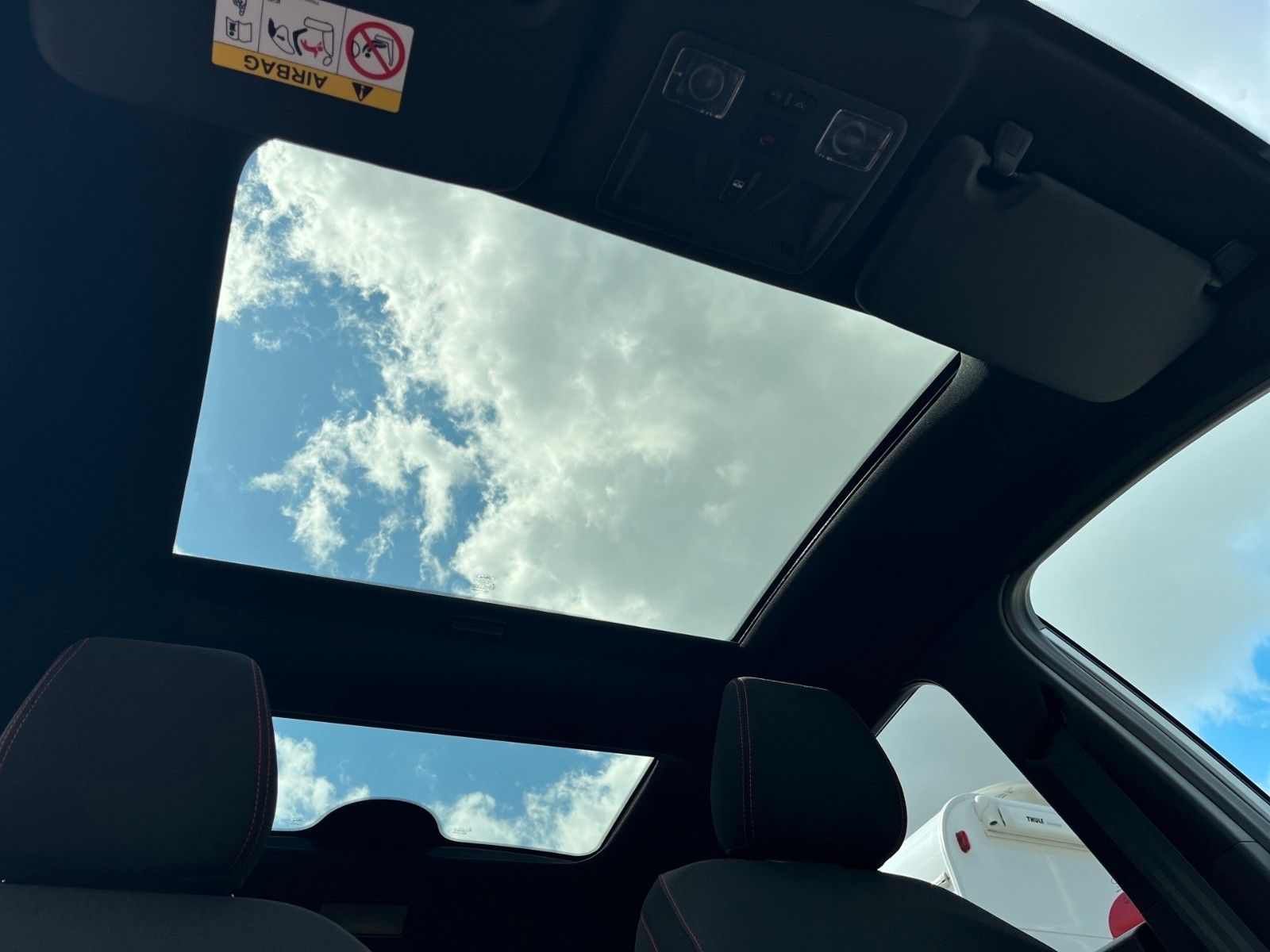 Fahrzeugabbildung Ford Puma 1.0 EcoBoost ST-Line+Panoramadach+LED+360°-