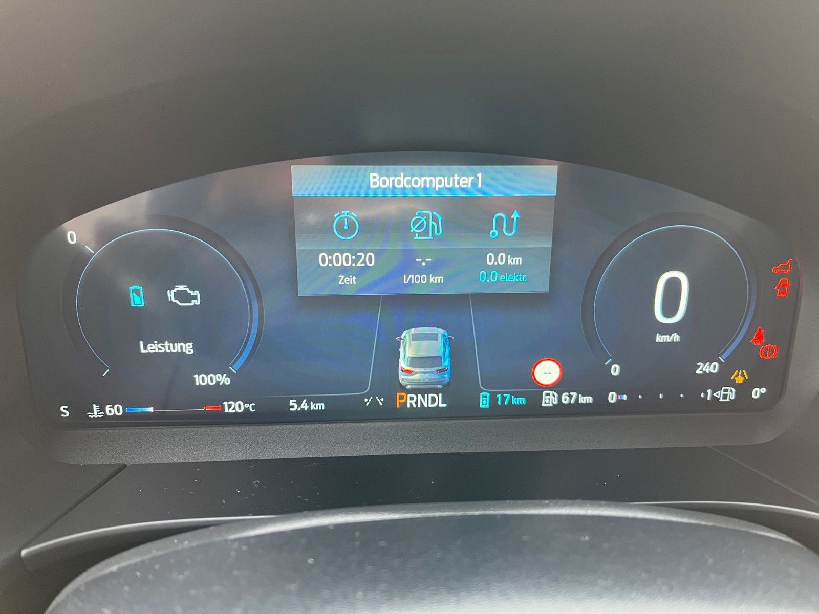 Fahrzeugabbildung Ford Kuga Plug-In Hybrid ST-Line X+Matrix-LED+el.AHK+