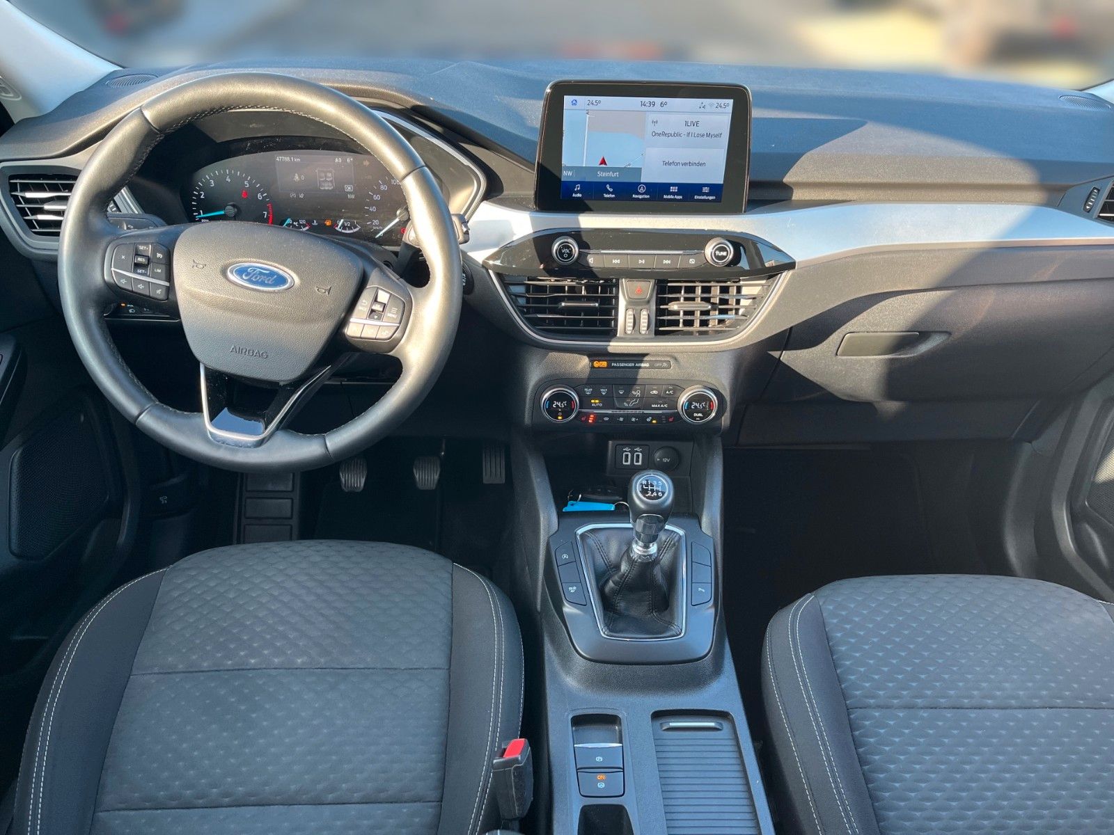 Fahrzeugabbildung Ford Kuga 1.5 EcoBoost Cool & Connect+Navi+DAB+...