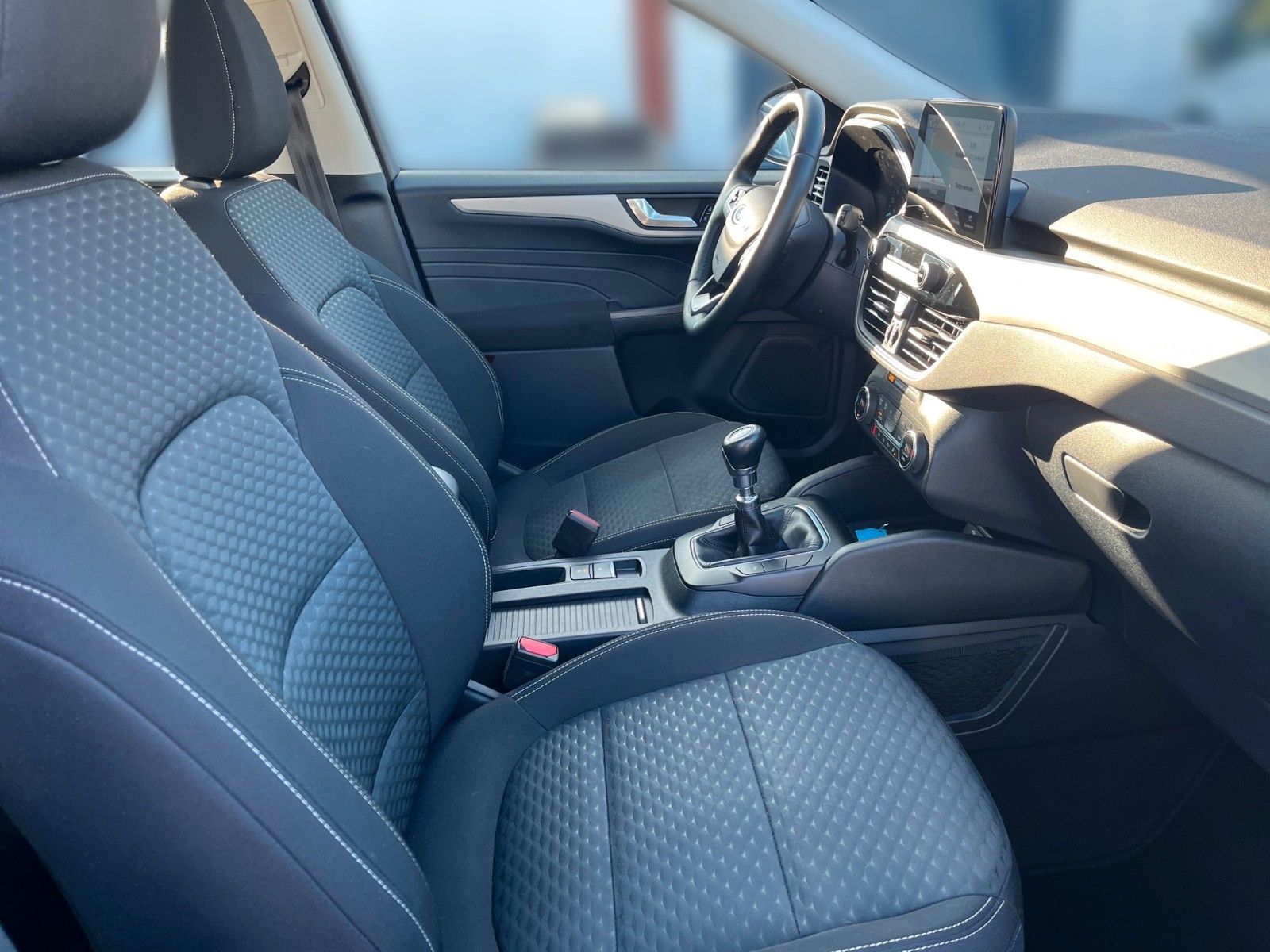 Fahrzeugabbildung Ford Kuga 1.5 EcoBoost Cool & Connect+Navi+DAB+...