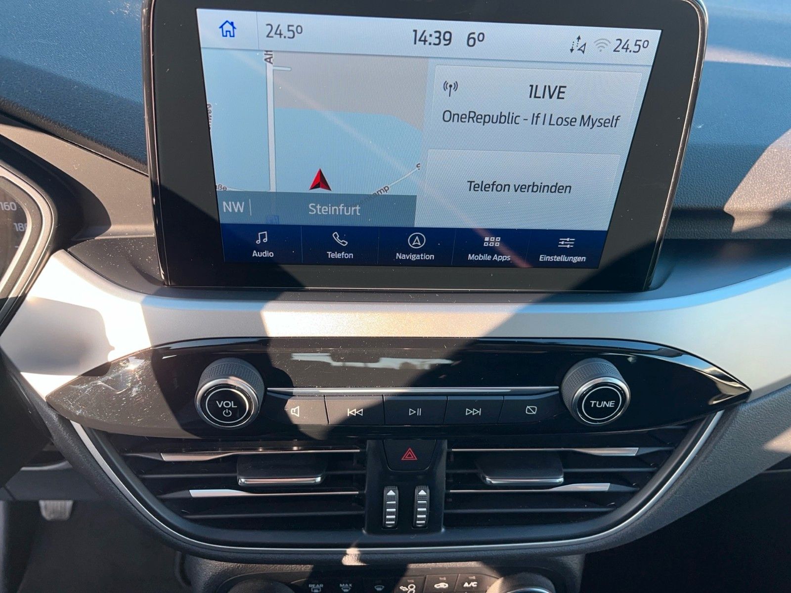 Fahrzeugabbildung Ford Kuga 1.5 EcoBoost Cool & Connect+Navi+DAB+...
