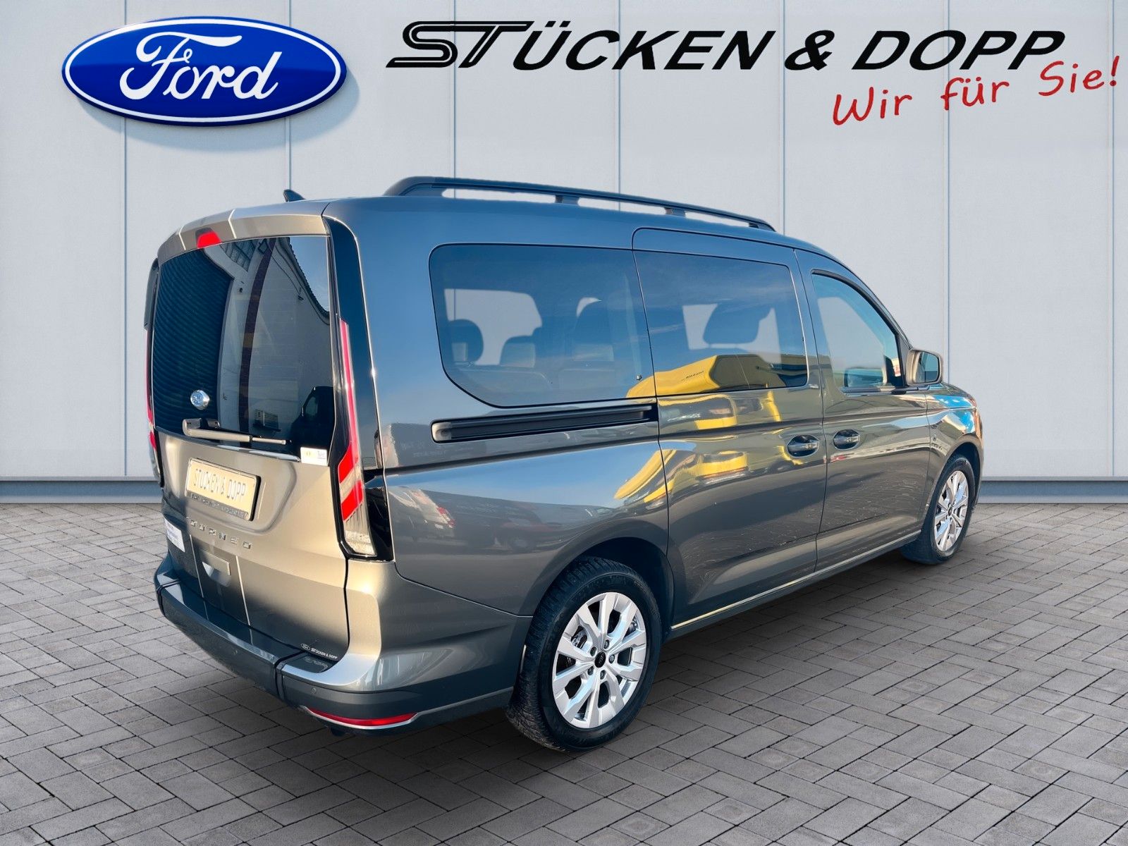 Fahrzeugabbildung Ford Ford G. Connect Tourneo 2.0 EcoBlue *Rollstuhl*+
