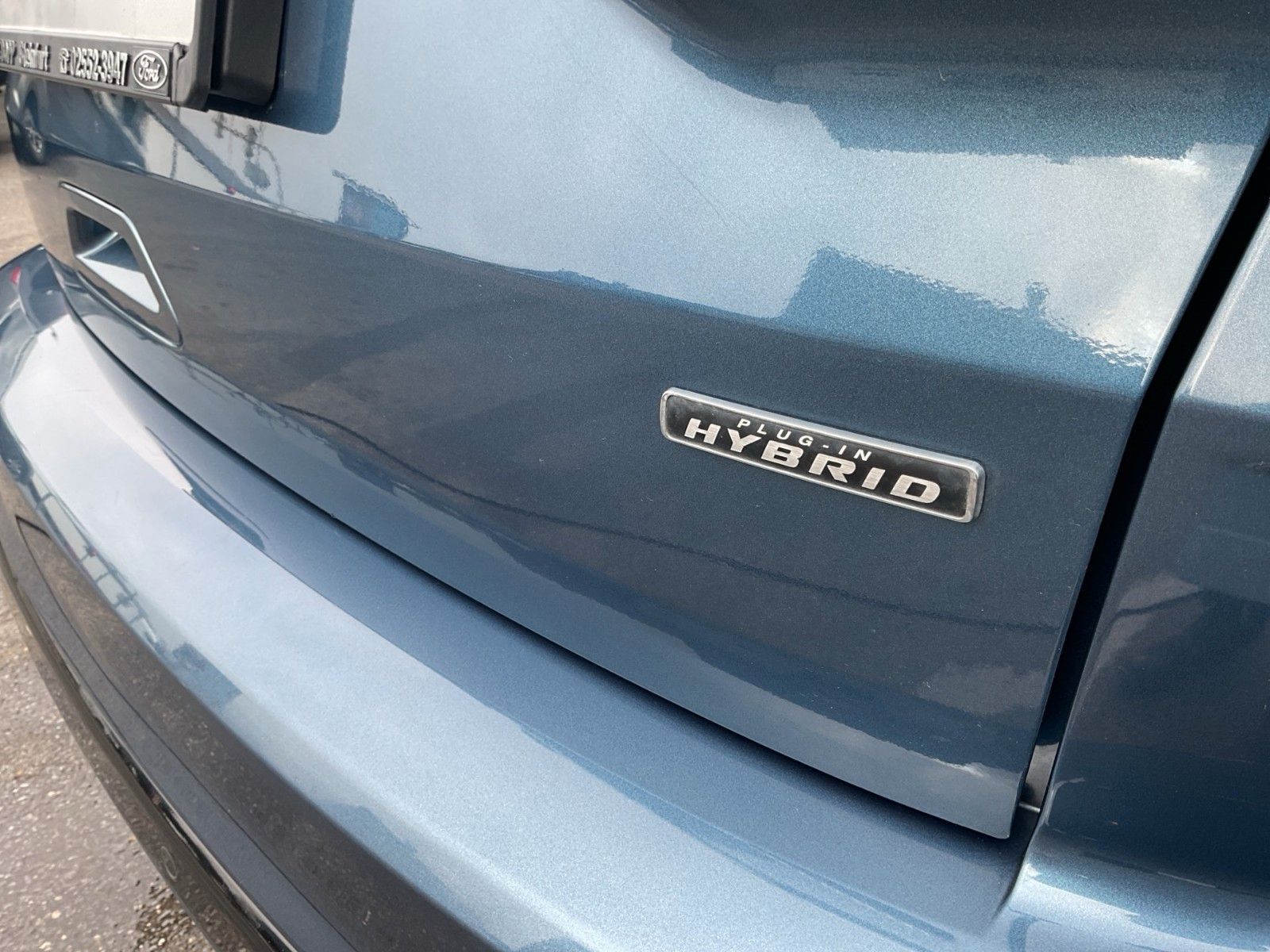 Fahrzeugabbildung Ford Kuga PHEV ST-Line X+ACC+el.AHK+Pano+20"+...