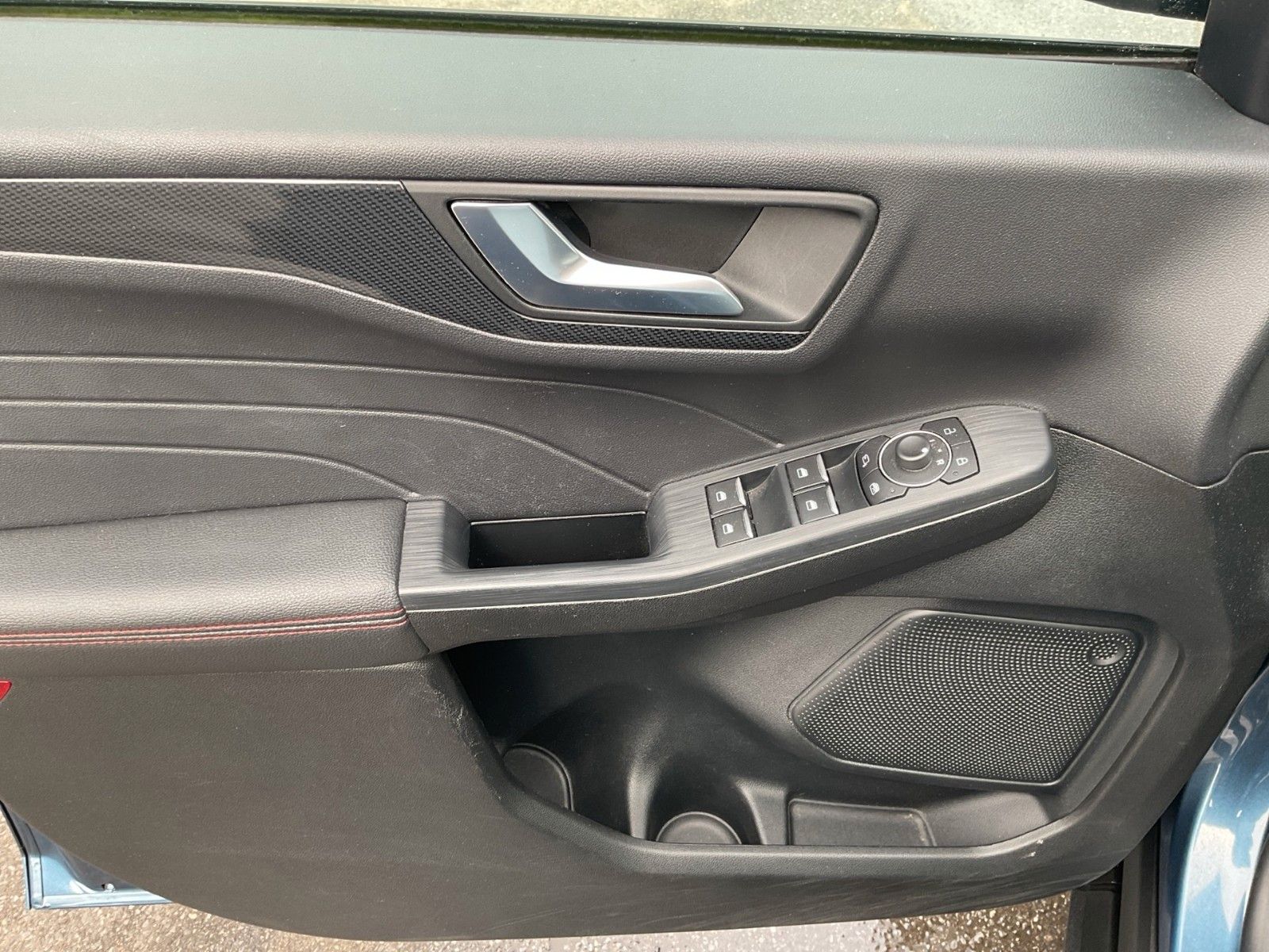 Fahrzeugabbildung Ford Kuga PHEV ST-Line X+ACC+el.AHK+Pano+20"+...