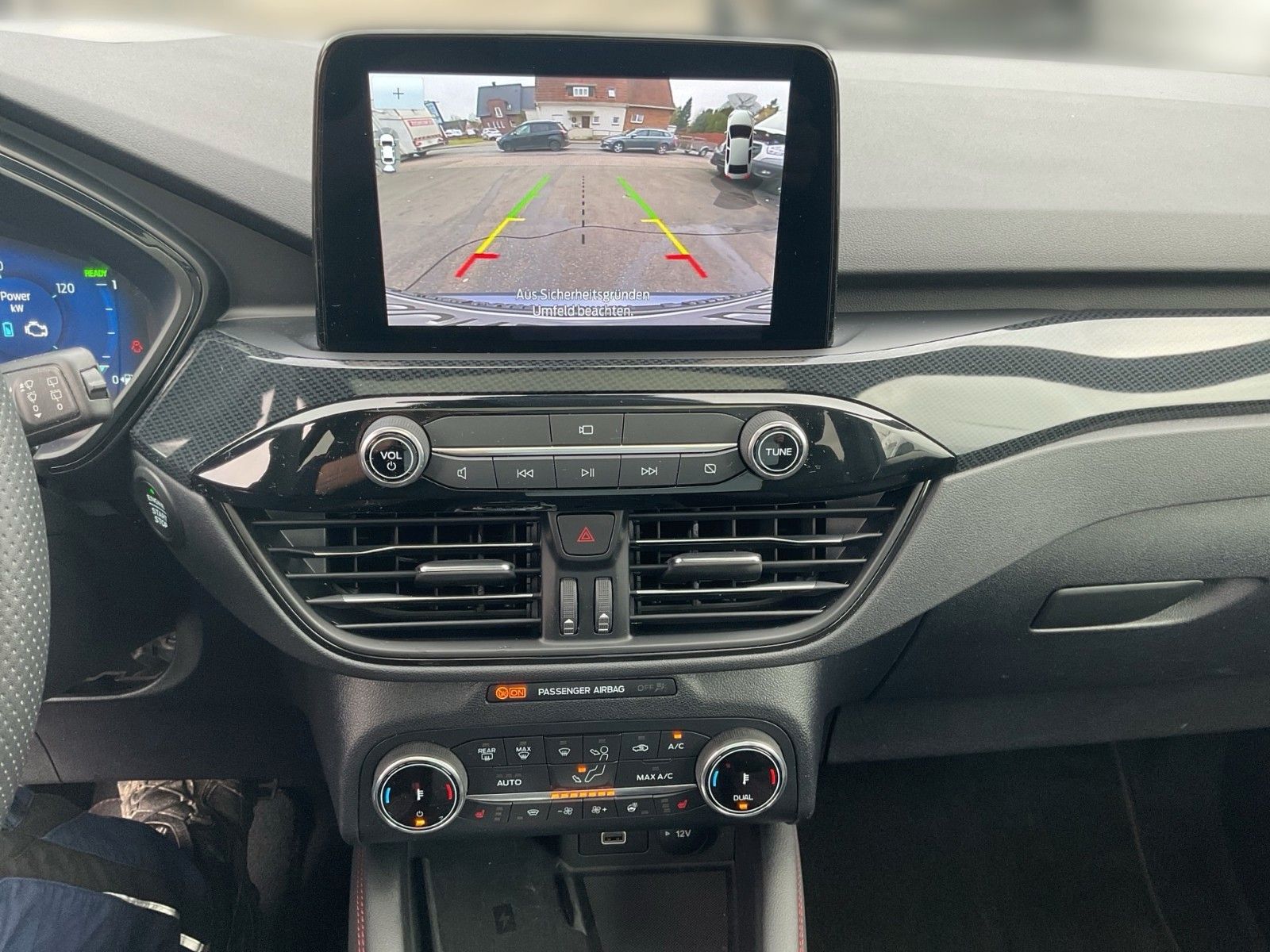 Fahrzeugabbildung Ford Kuga PHEV ST-Line X+ACC+el.AHK+Pano+20"+...