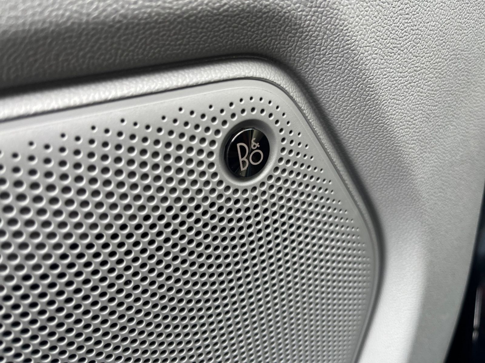 Fahrzeugabbildung Ford Tourneo Custom L1 Aut. Titanium*B&O*ACC*LED*...