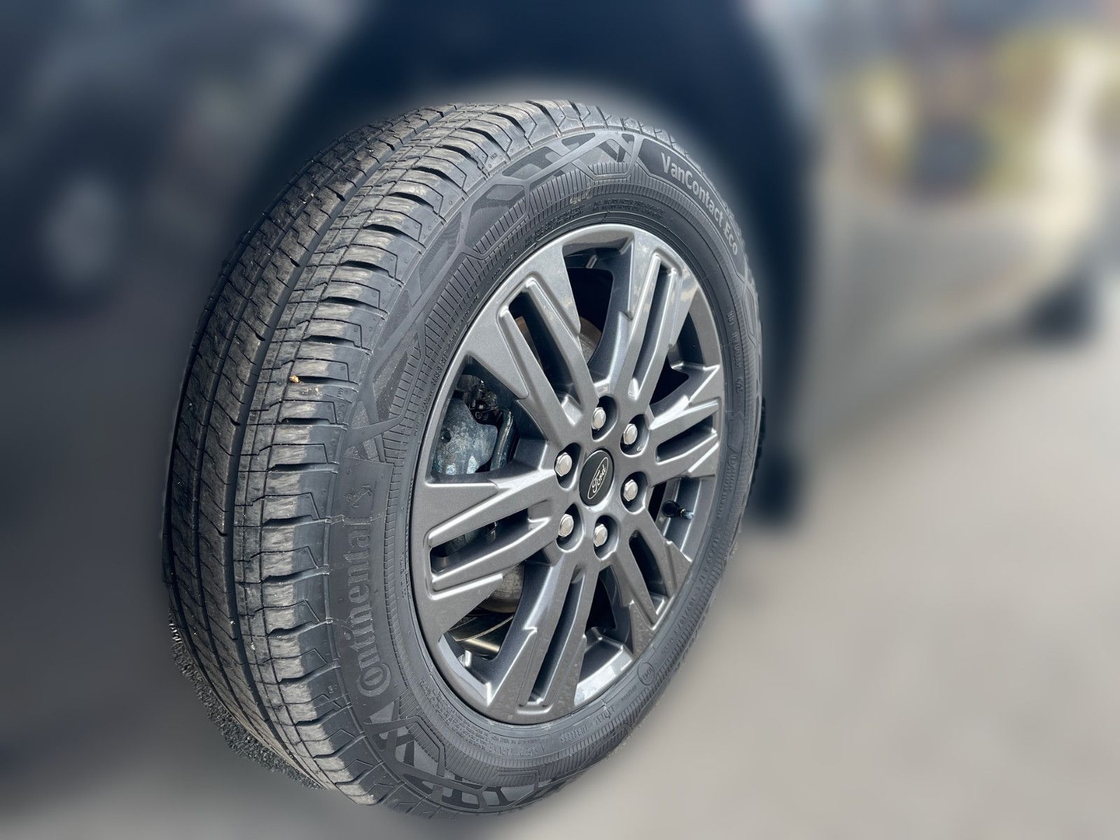 Fahrzeugabbildung Ford Tourneo Custom L1 Aut. Titanium*B&O*ACC*LED*...