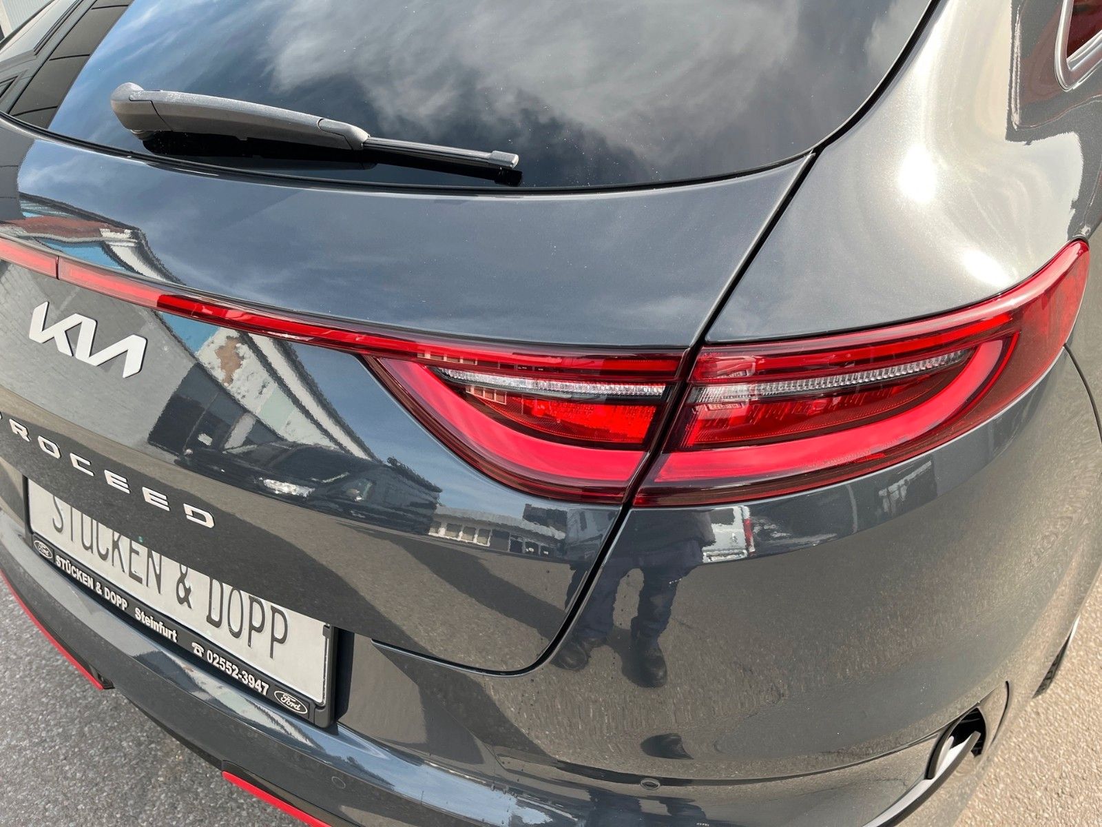 Fahrzeugabbildung Kia ProCeed 1.6 TGDI GT Aut. *LED*ACC*AHK*MEMORY*...