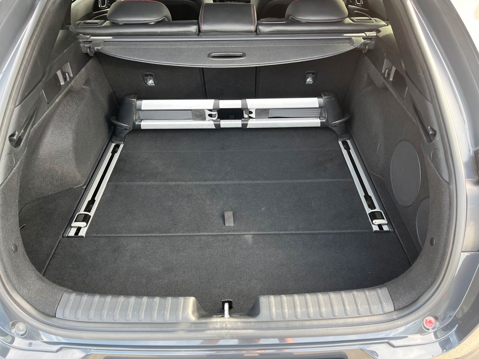 Fahrzeugabbildung Kia ProCeed 1.6 TGDI GT Aut. *LED*ACC*AHK*MEMORY*...