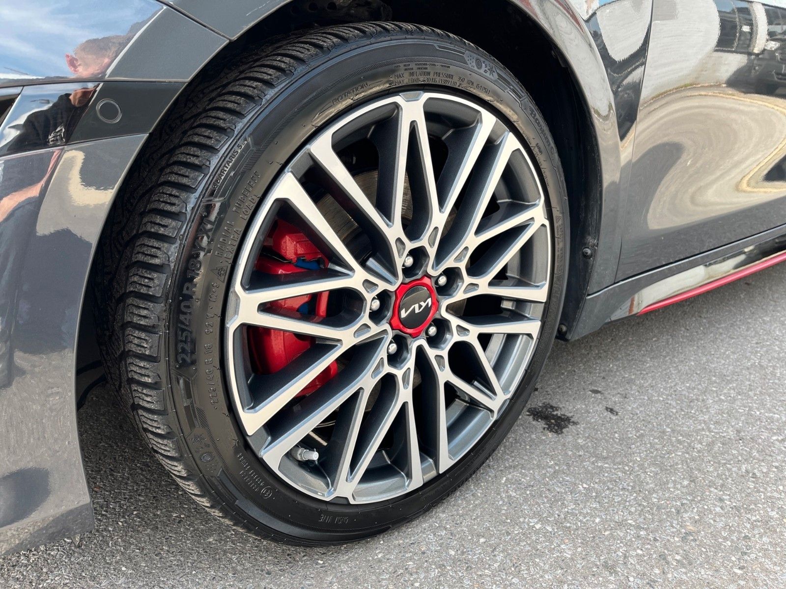 Fahrzeugabbildung Kia ProCeed 1.6 TGDI GT Aut. *LED*ACC*AHK*MEMORY*...