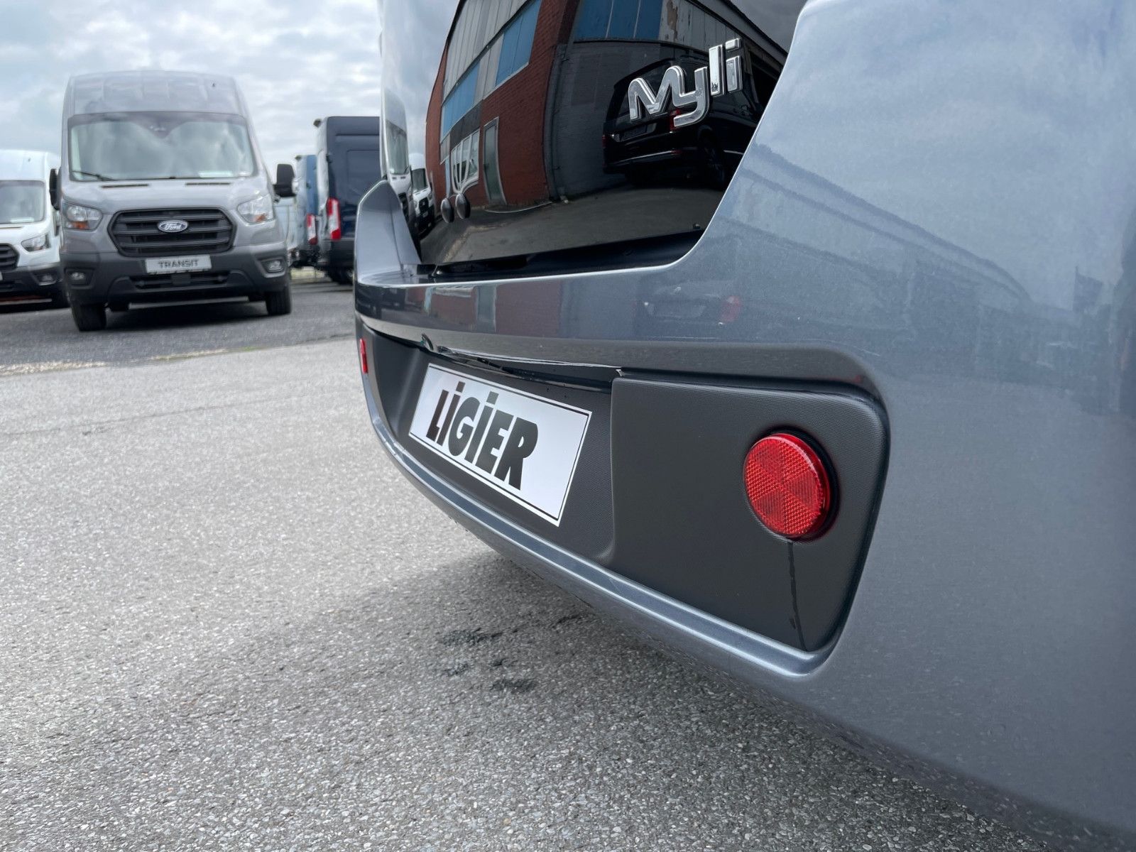 Fahrzeugabbildung Ligier Myli E.pic