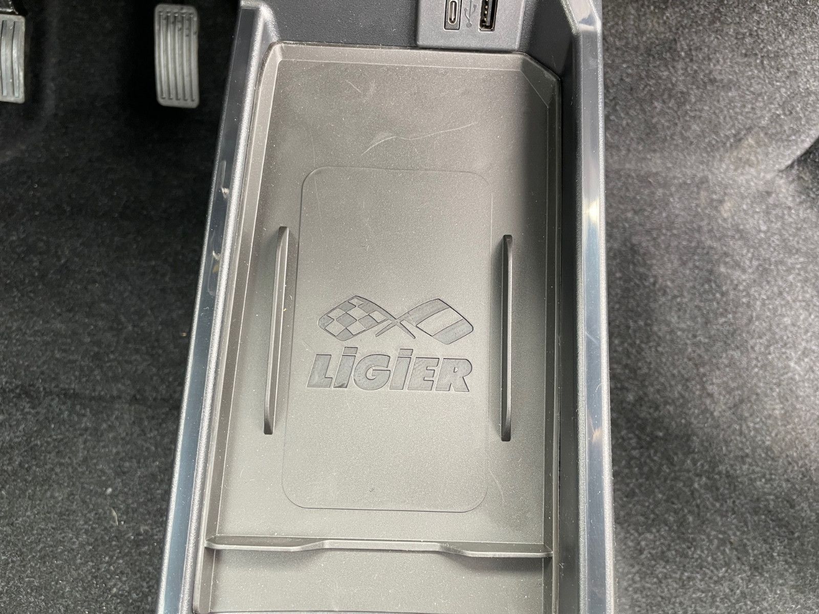 Fahrzeugabbildung Ligier Myli E.pic