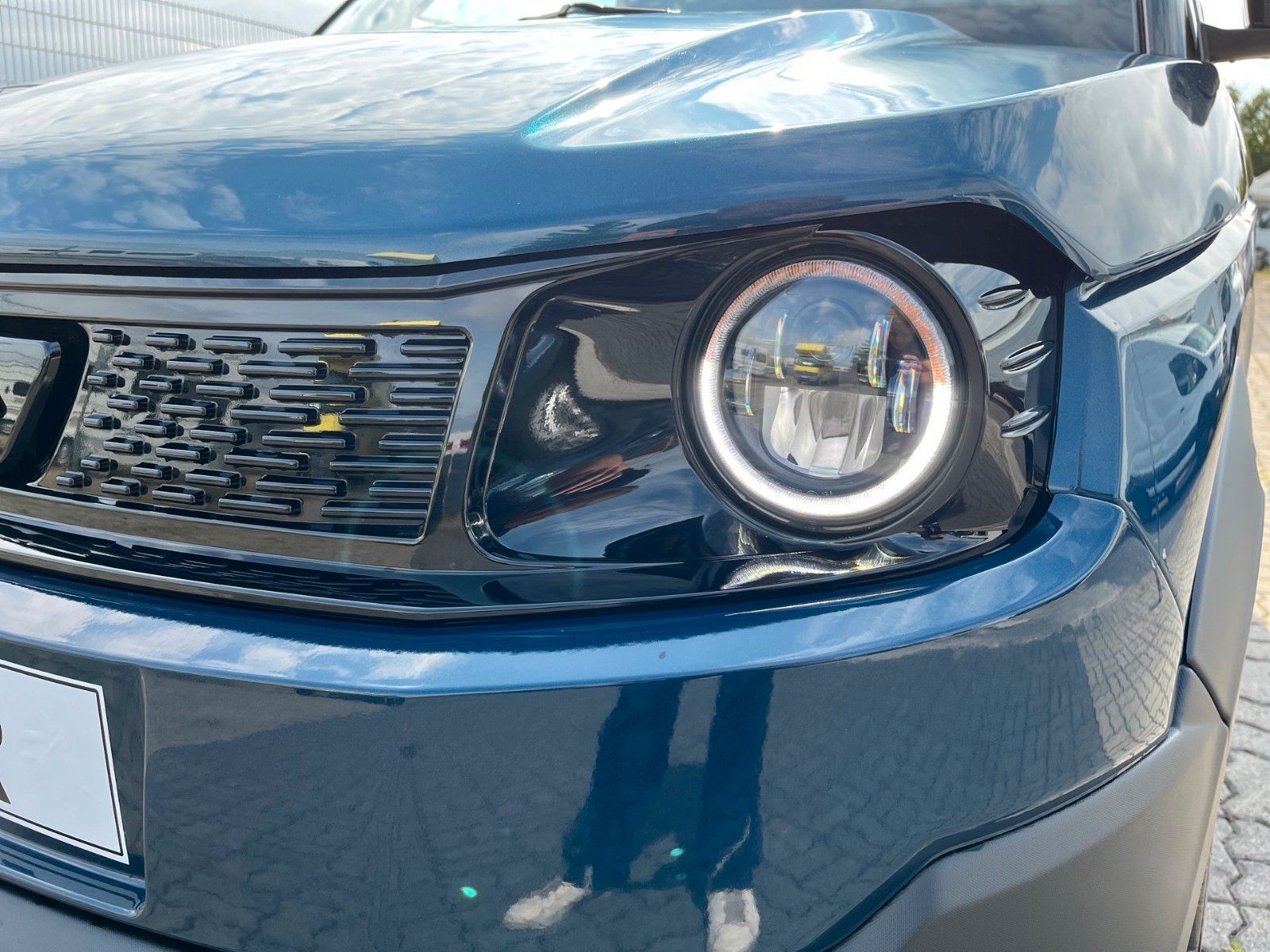 Fahrzeugabbildung Ligier Myli R.ebel