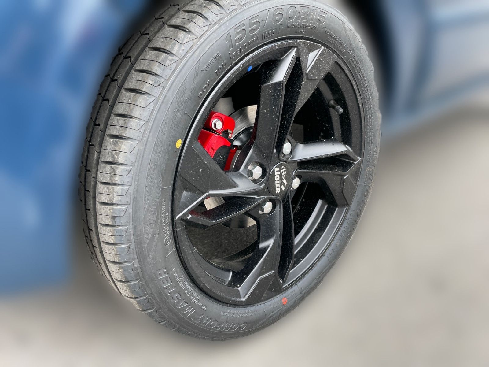 Fahrzeugabbildung Ligier Myli E.pic