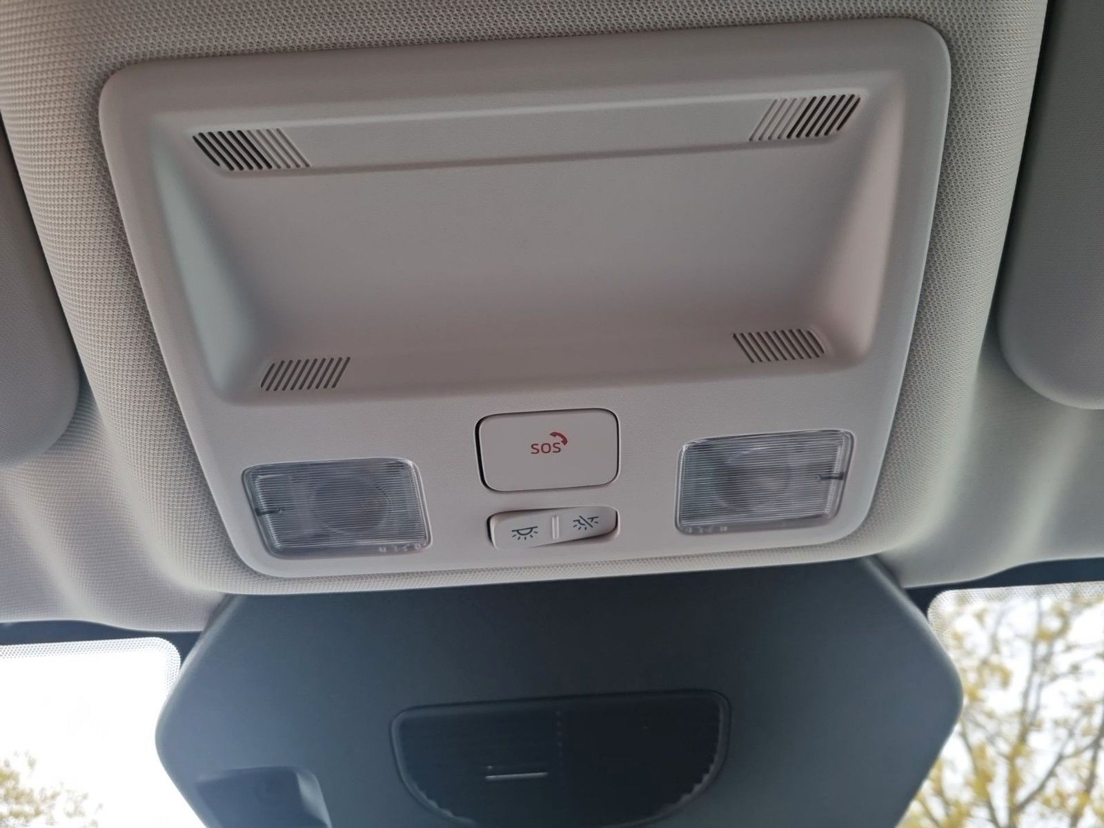 Fahrzeugabbildung Ford Kuga 2.5 PHEV Active X*el.AHK+Matrix+ACC+...